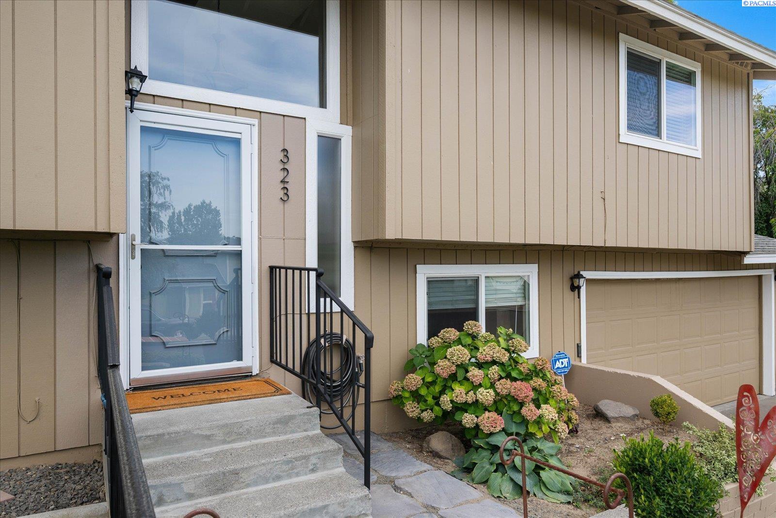 323 Tieton St, Richland, WA 99352