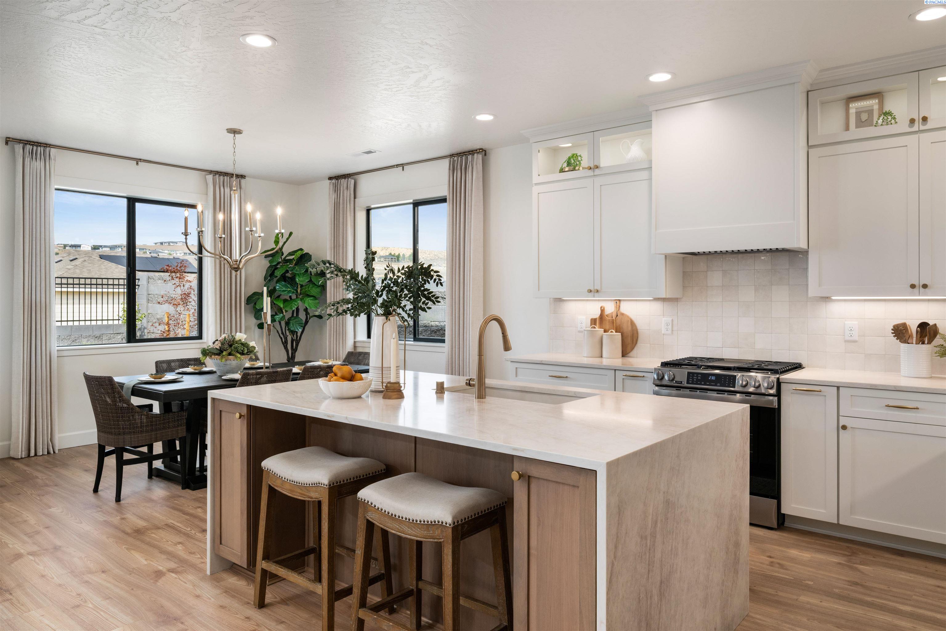 7140 W 31st Pl, Kennewick, WA 99338
