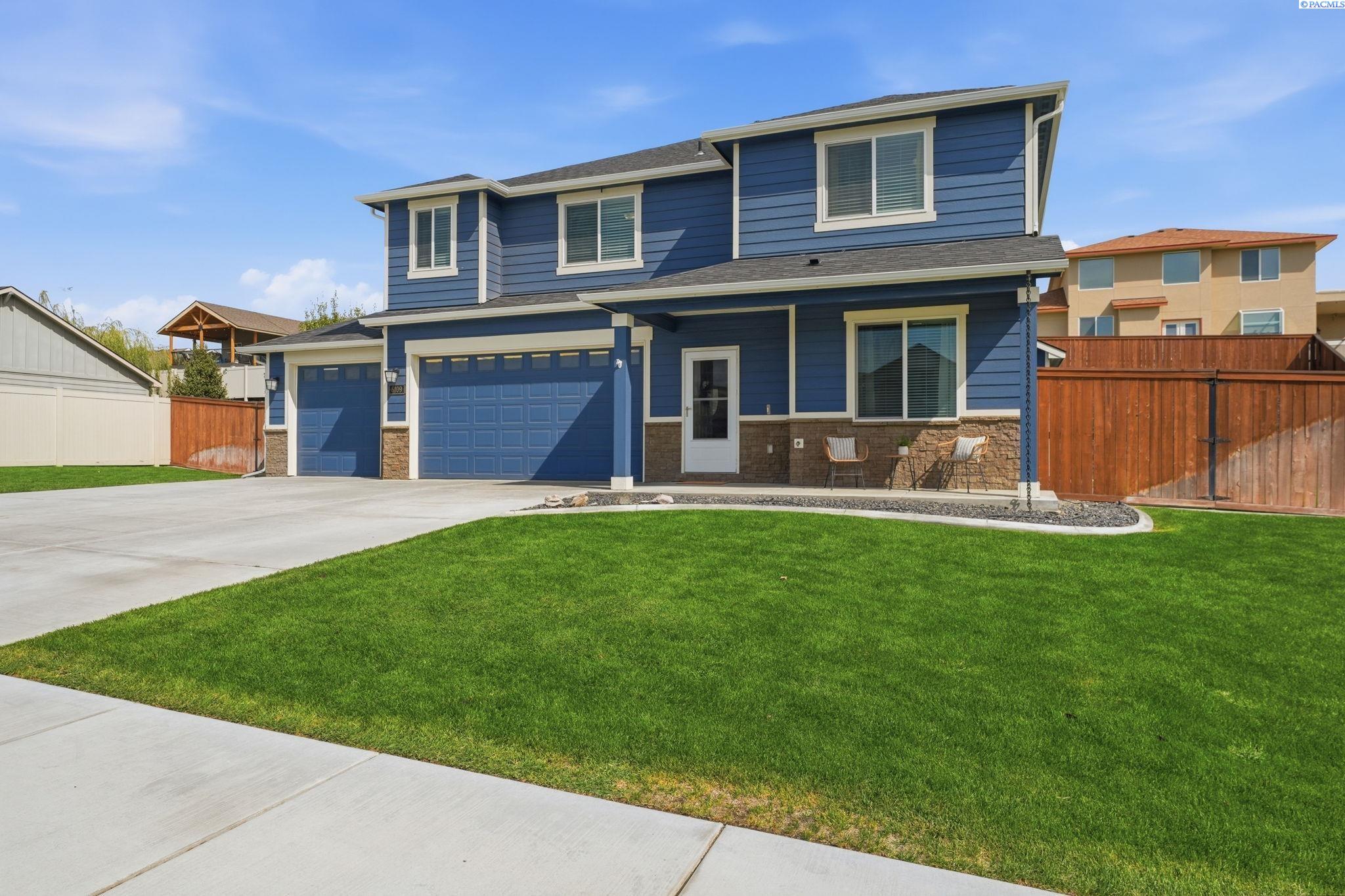6109 Turf Paradise Dr, Pasco, WA 99301