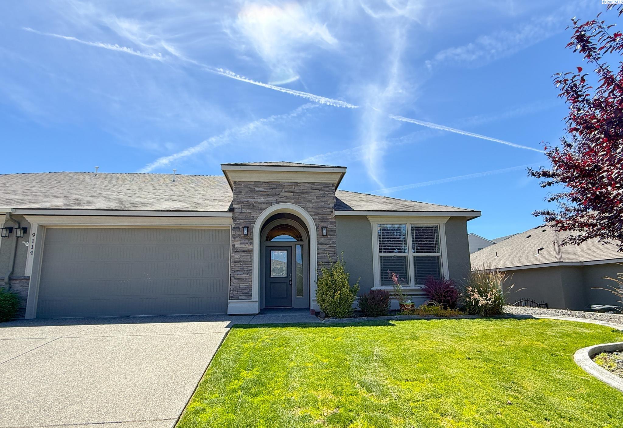 9114 Ruven St, Pasco, WA 99301