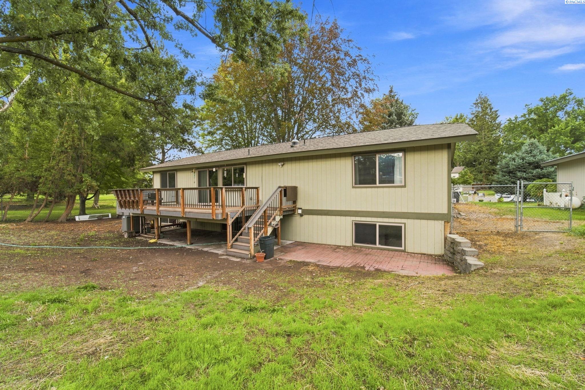 2109 Briarwood Ct, Richland, WA 99354