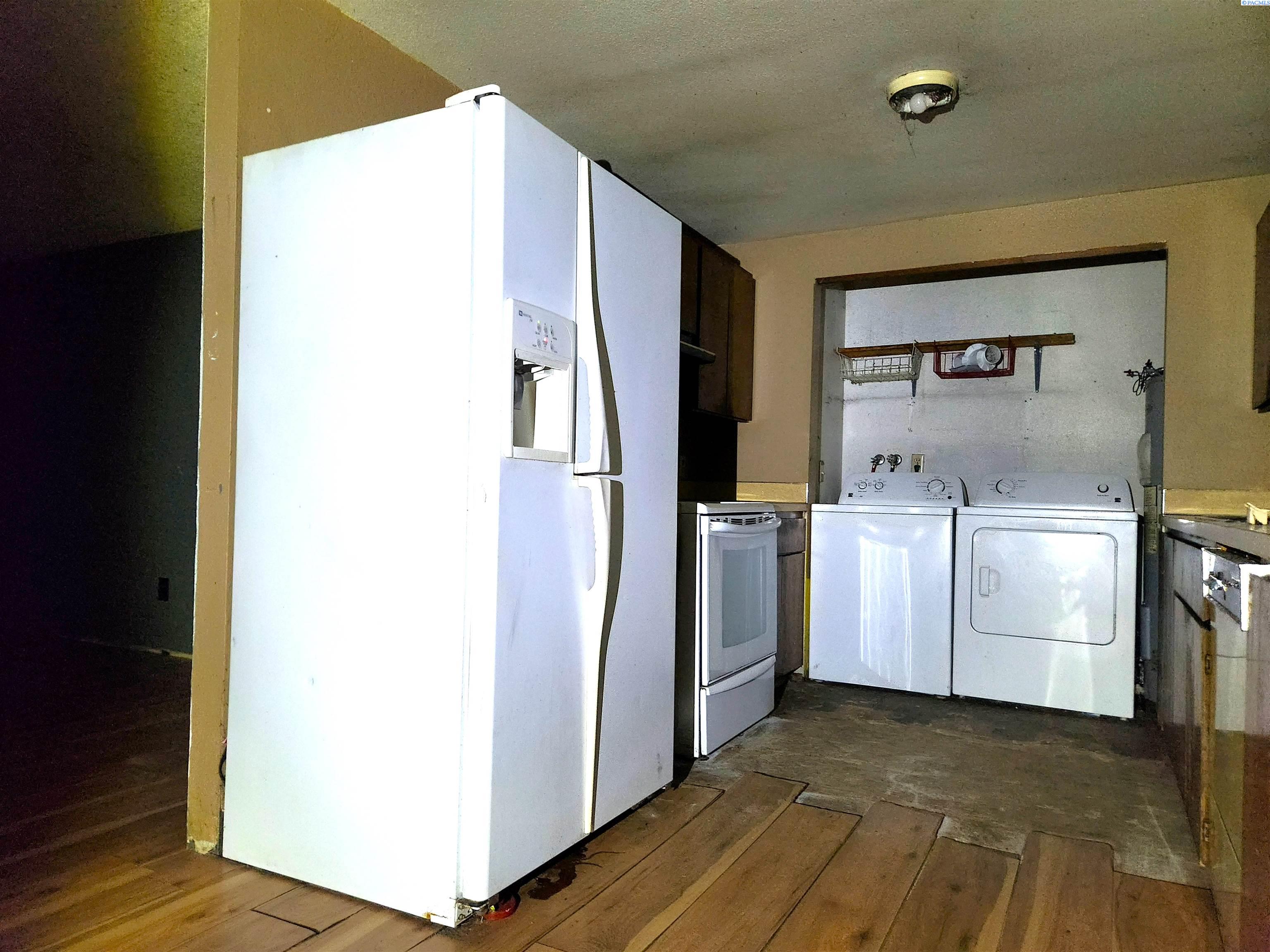 530 S Elm Ave, Pasco, WA 99301