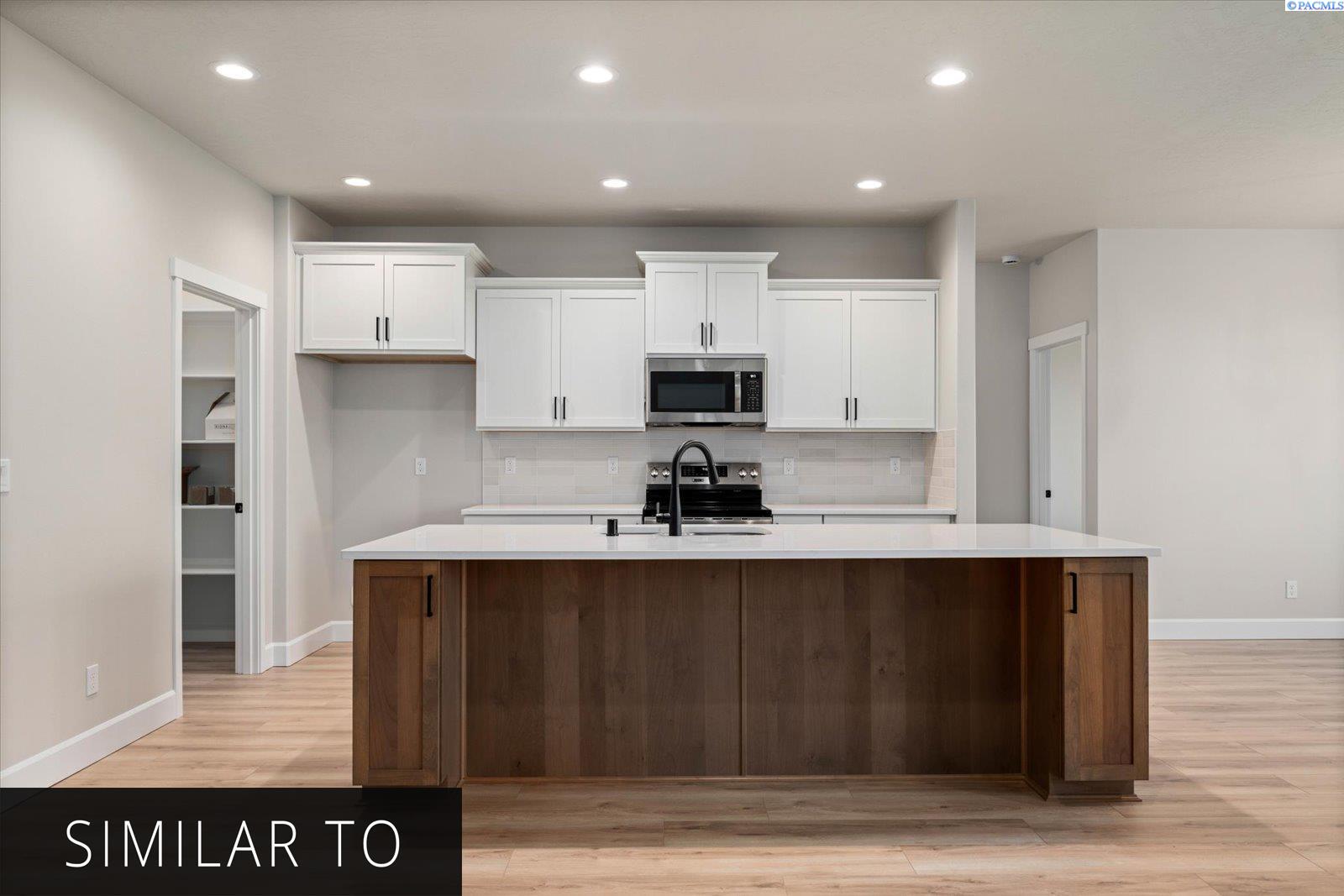 Photo 4 of Single family home for sale at 7174 W 30th Avenue, Kennewick, WA 99338 | MLS# 296208 | Listing updated on 2026-09-17