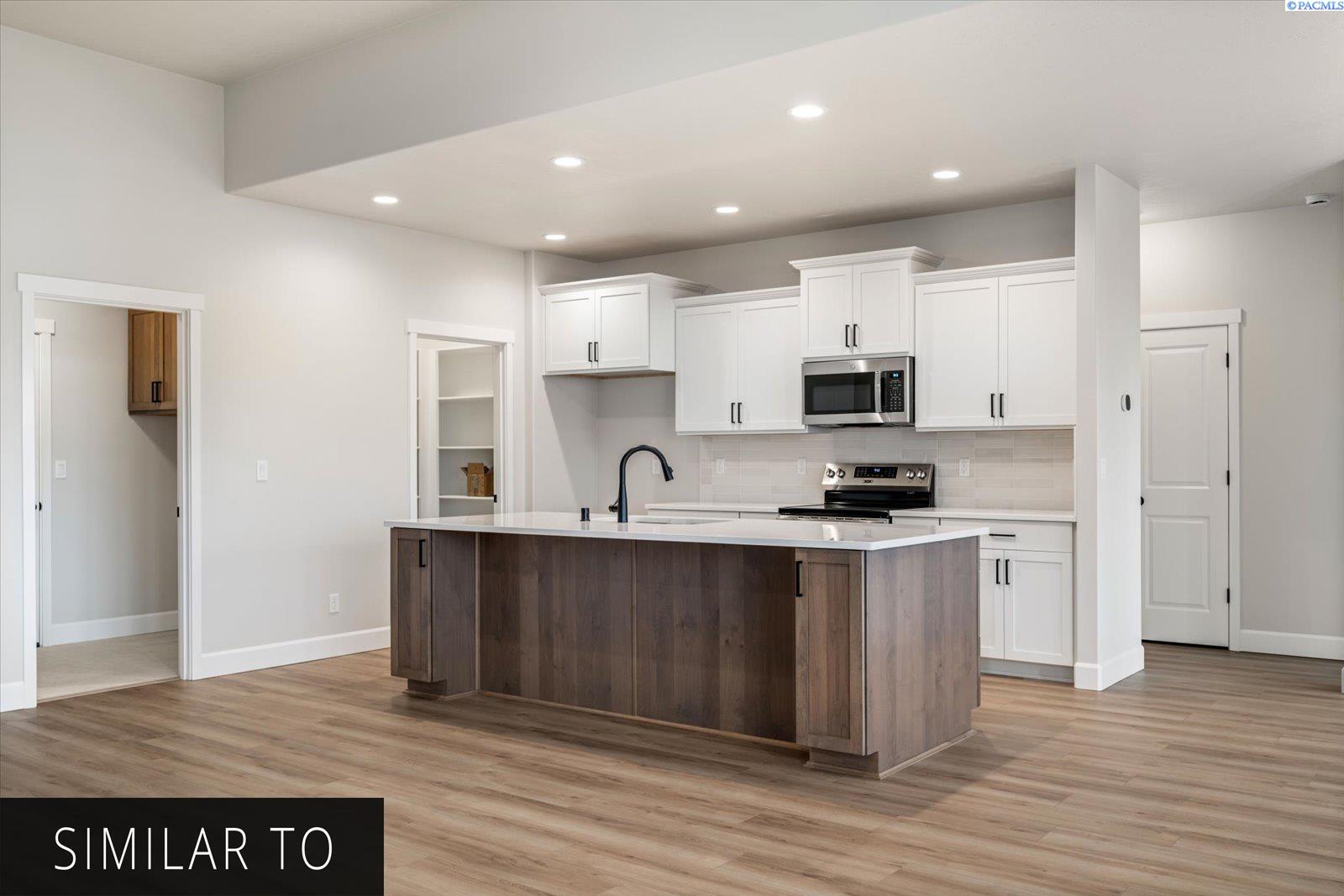 Photo 2 of Single family home for sale at 7174 W 30th Avenue, Kennewick, WA 99338 | MLS# 296208 | Listing updated on 2026-09-17