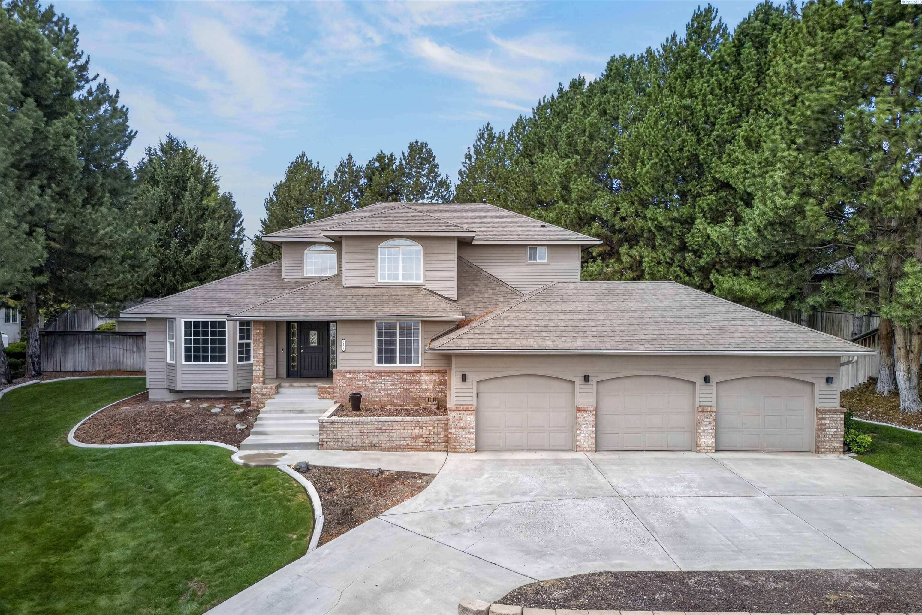 3809 W 43rd Ave, Kennewick, WA 99337