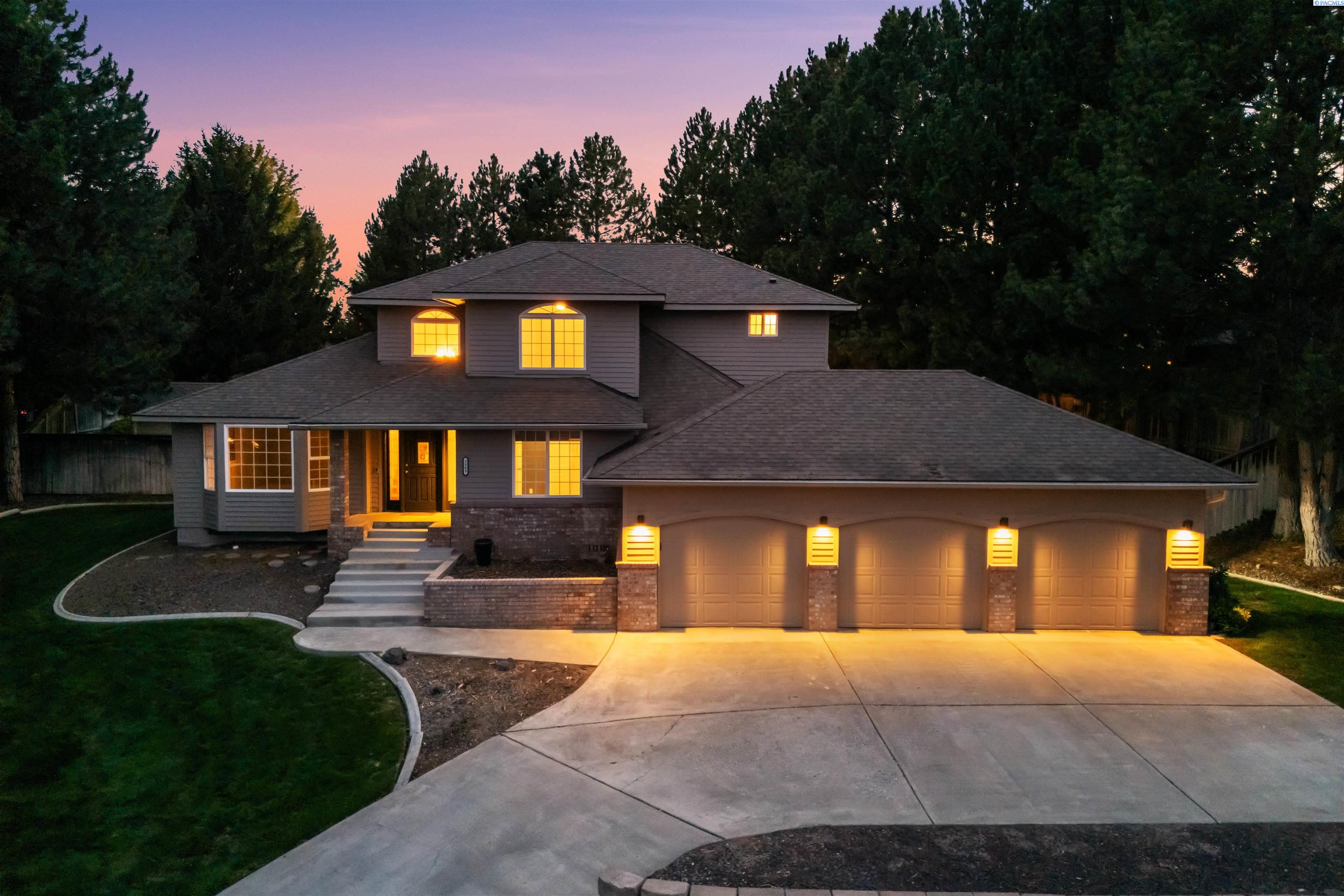 3809 W 43rd Ave, Kennewick, WA 99337