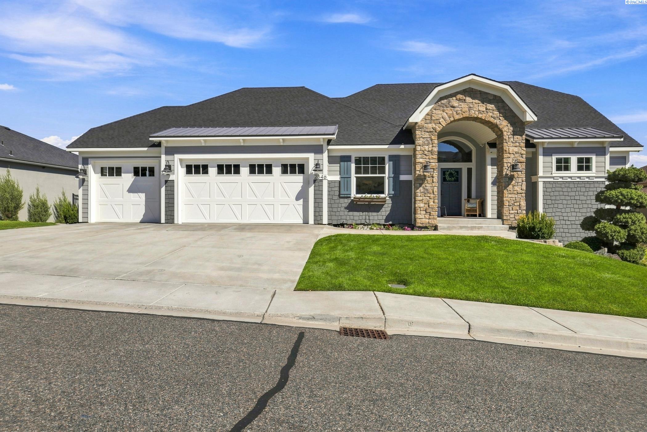 2346 Cottontail Ln, Richland, WA 99352