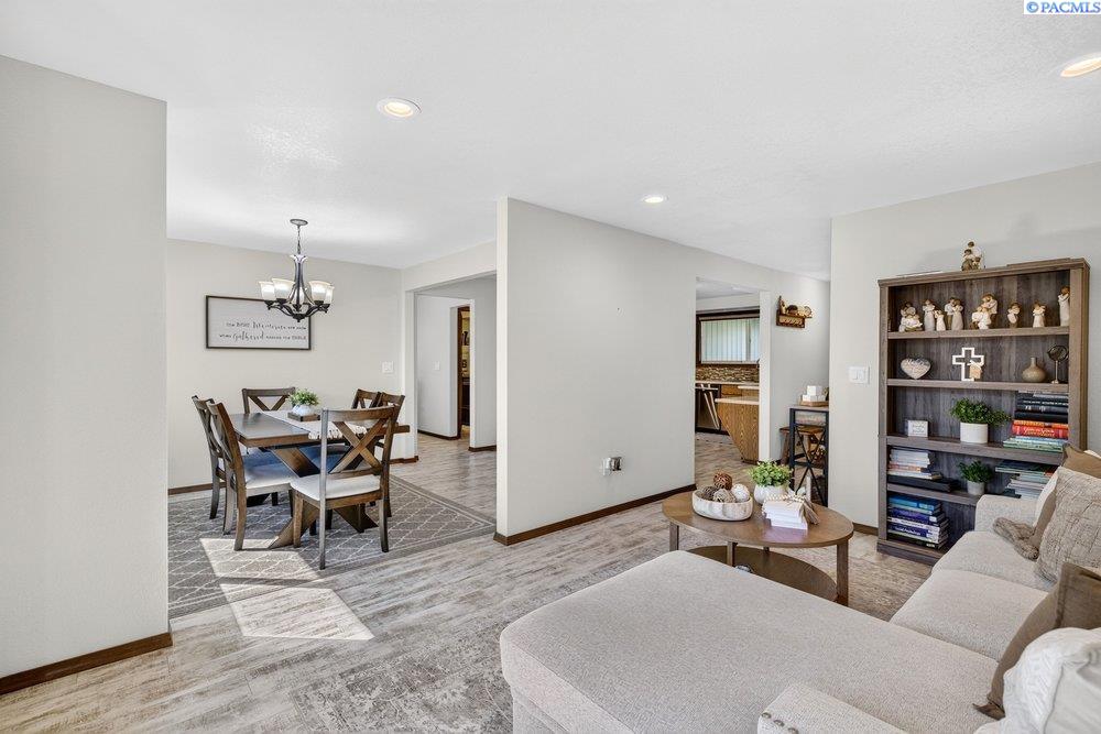 Photo 4 of Single family home for sale at 815 S Young St, Kennewick, WA 99336 | MLS# 296216 | Listing updated on 2026-09-14