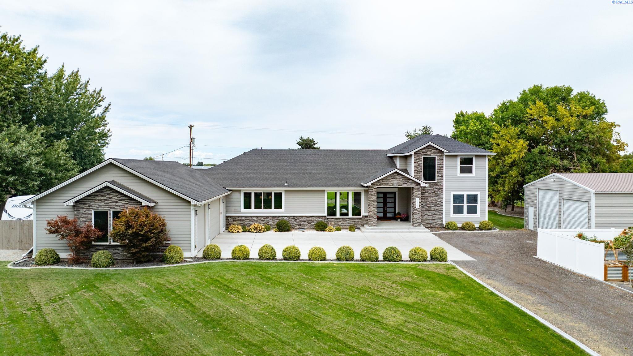 24508 S Oak St, Kennewick, WA 99337