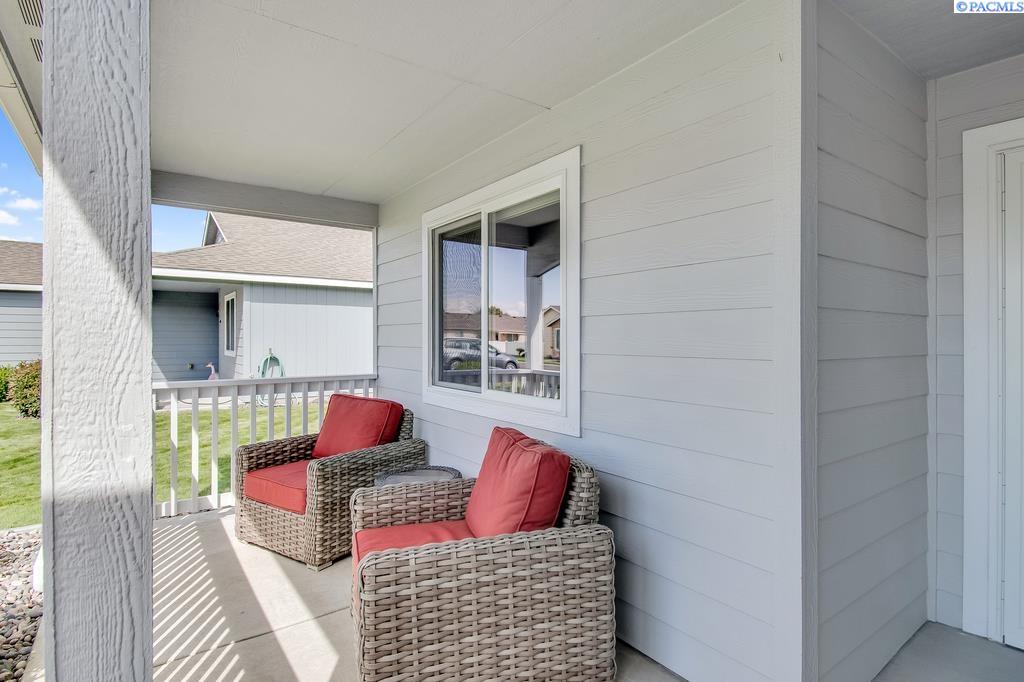 1534 Larkspur Dr, Richland, WA 99352