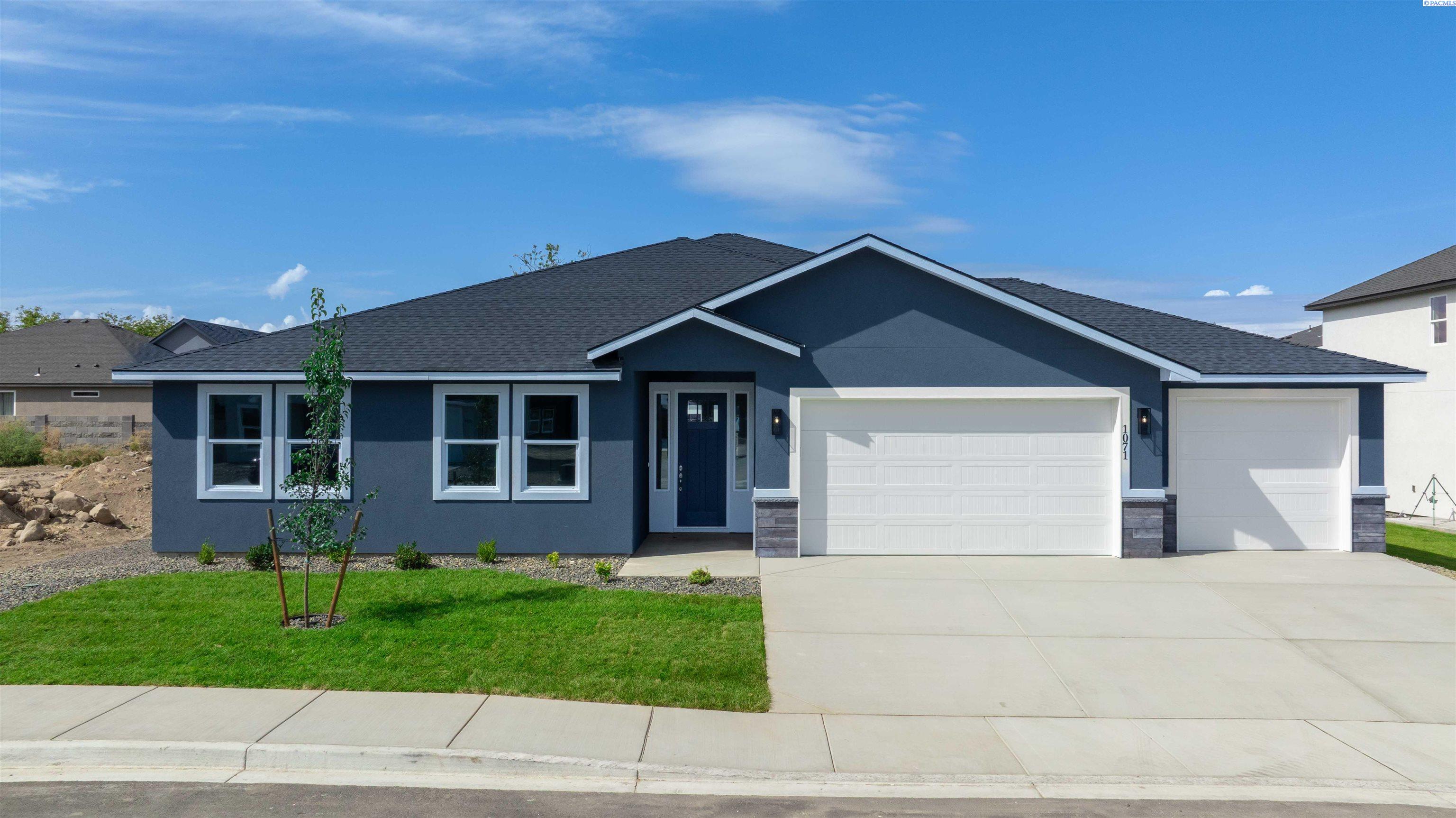 1071 N Grant Pl, Kennewick, WA 99336