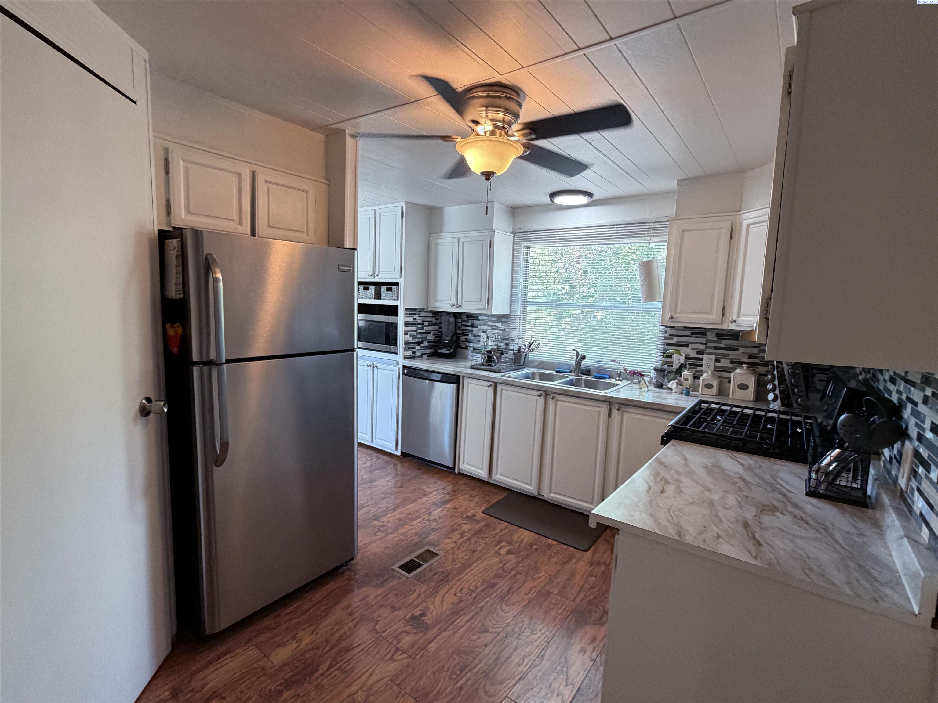 3324 W 19th Ave #148, Kennewick, WA 99338