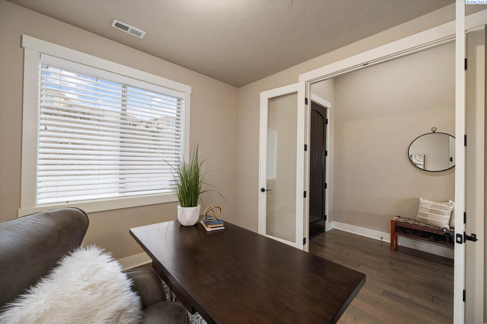 1658 Sorrento Ln, Richland, WA 99352