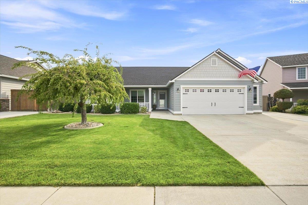 6111 Exeter Ln, Pasco, WA 99301