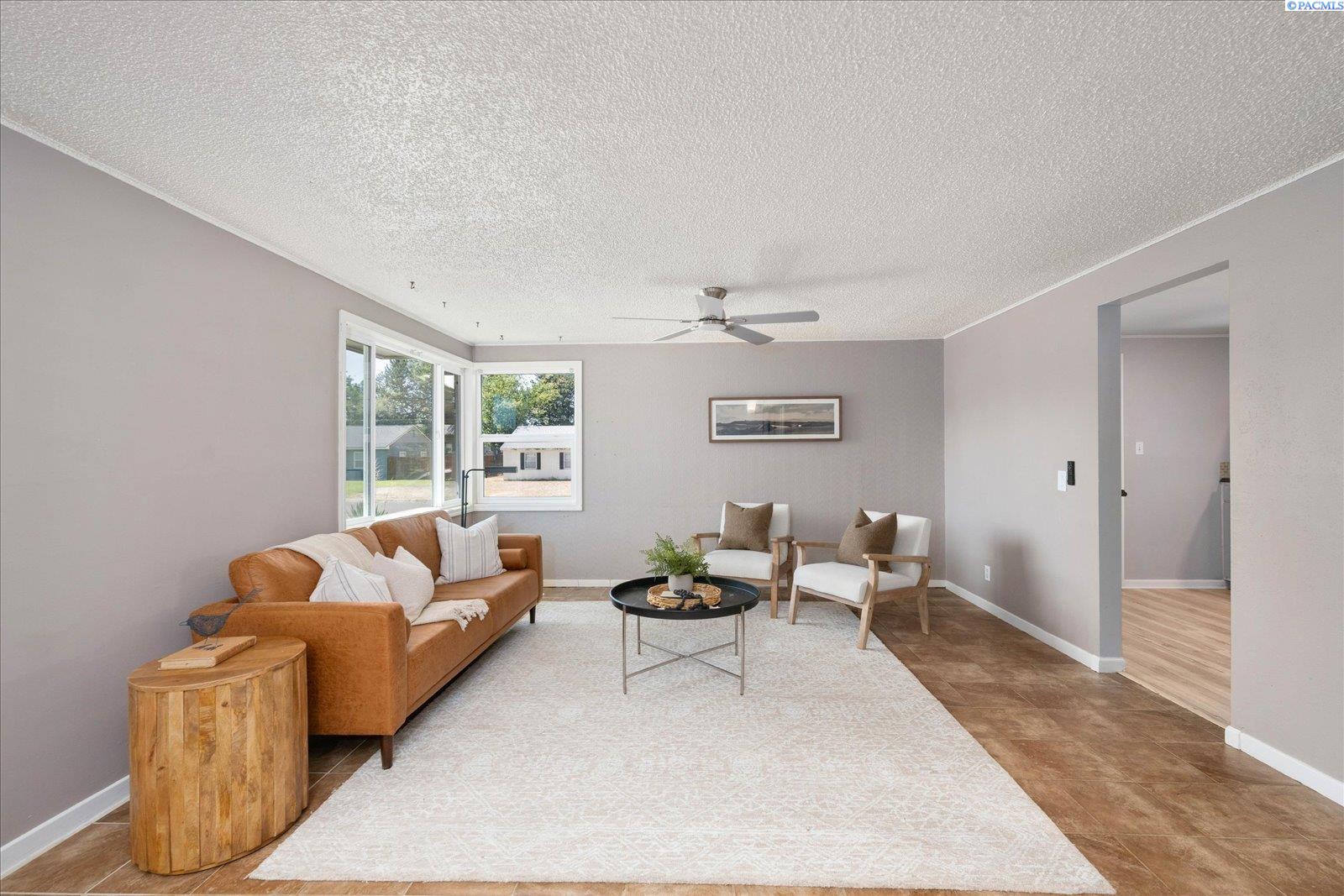 2416 Pullen St, Richland, WA 99354