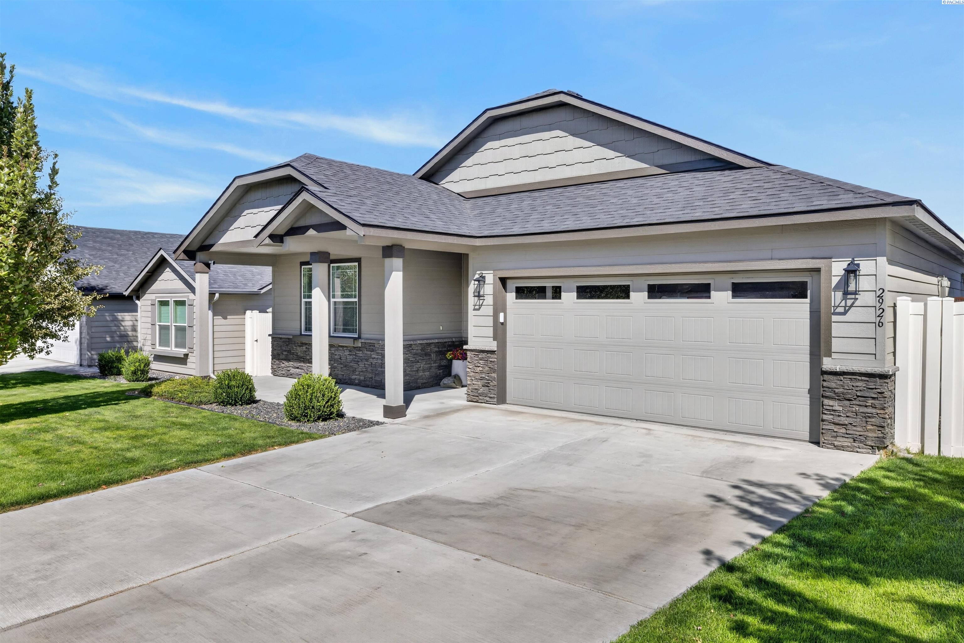 2926 Bellerive Dr, Richland, WA 99352