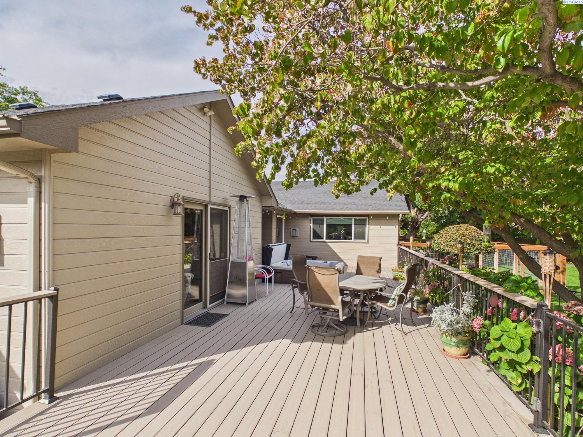 2422 Mark Ave, Richland, WA 99352