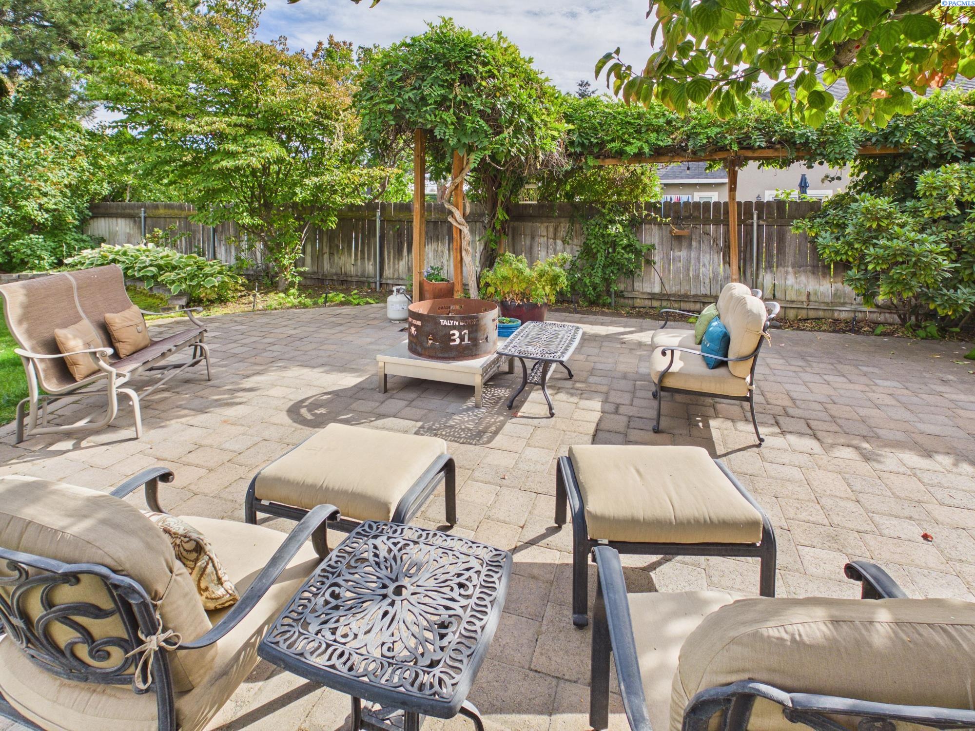 2422 Mark Ave, Richland, WA 99352