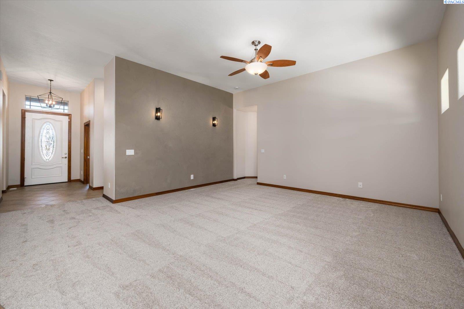 4351 Limestone Ct, Richland, WA 99352