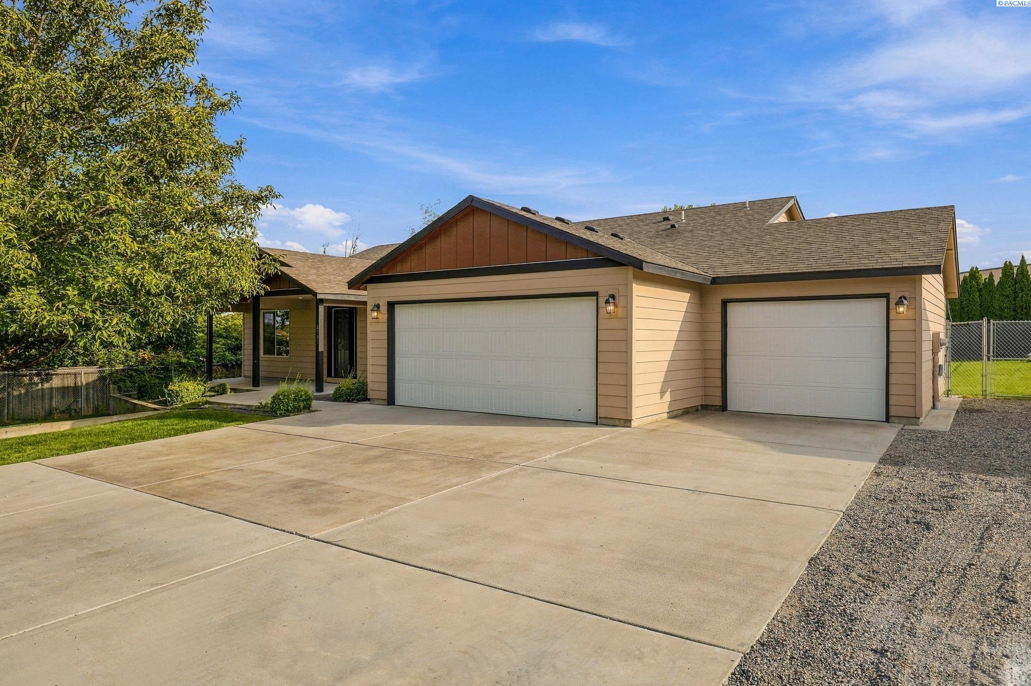 2730 Leslie Rd, Richland, WA 99352