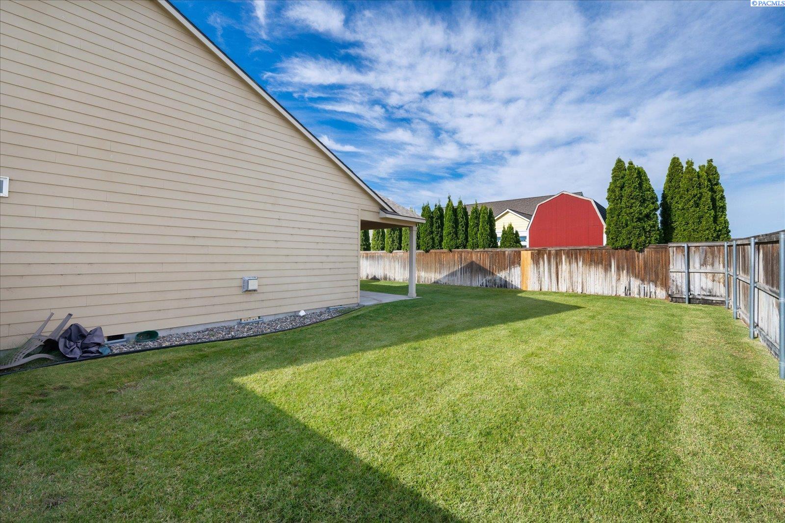 6306 Coventry Ln, Pasco, WA 99301