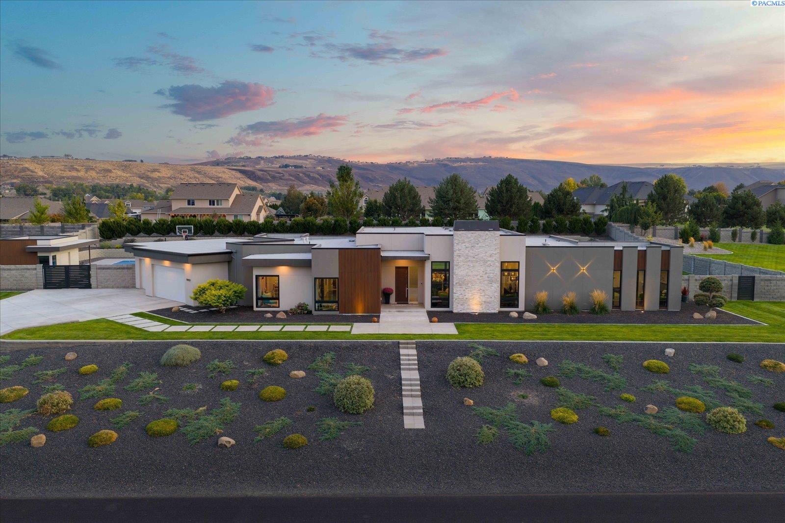 104423 E Addison Ave, Kennewick, WA 99338