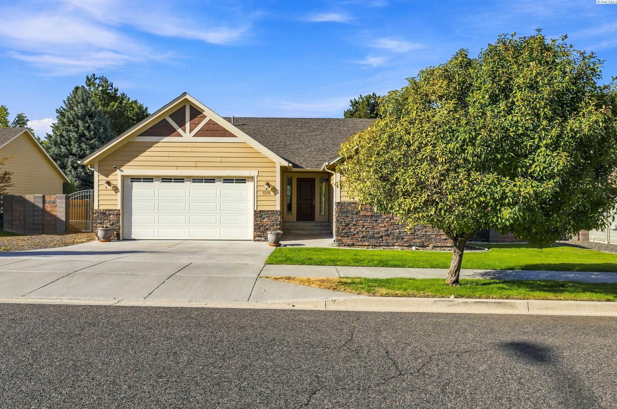 5208 W 28th Ave, Kennewick, WA 99338