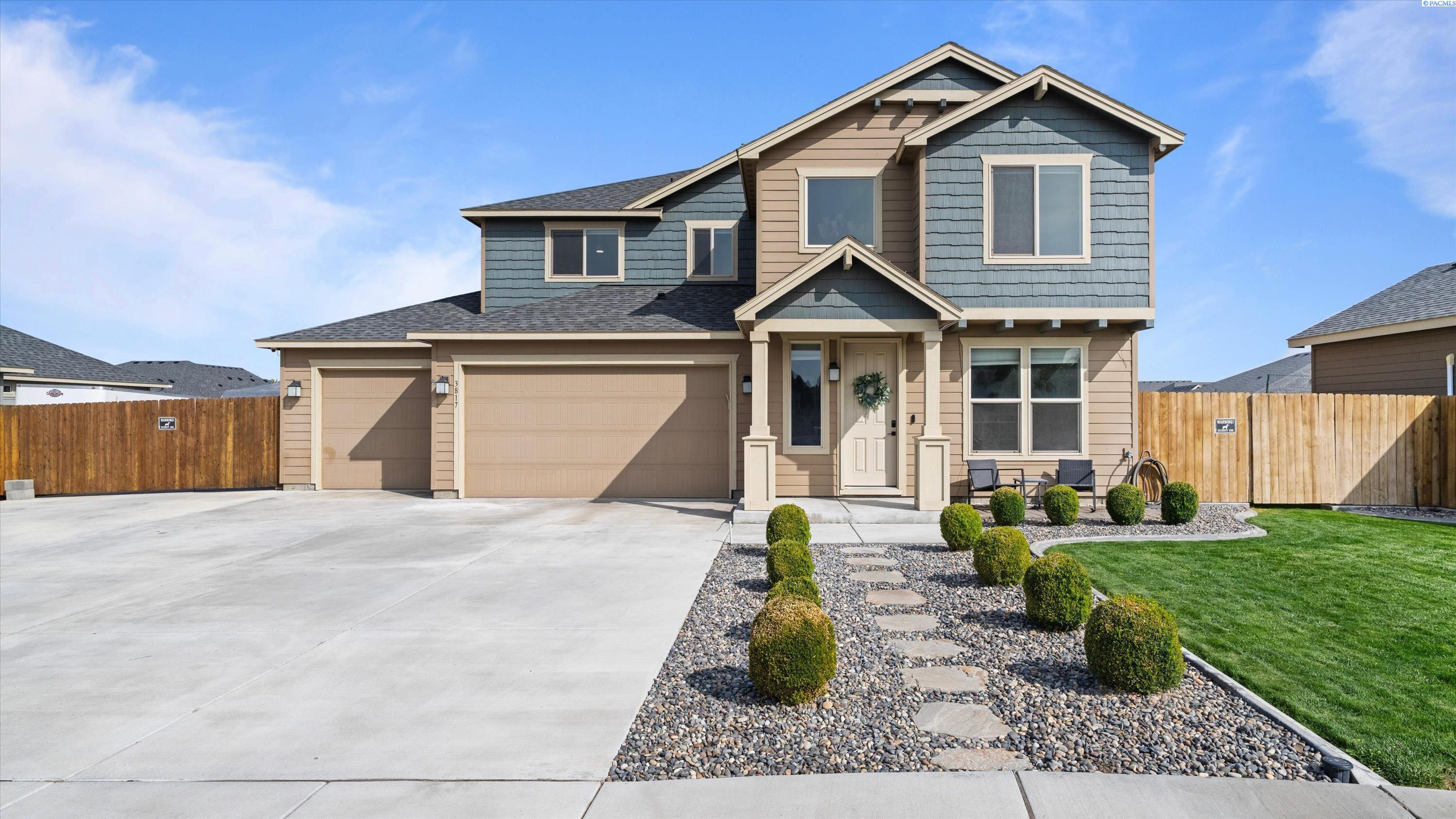 3817 Des Moines Ln, Pasco, WA 99301