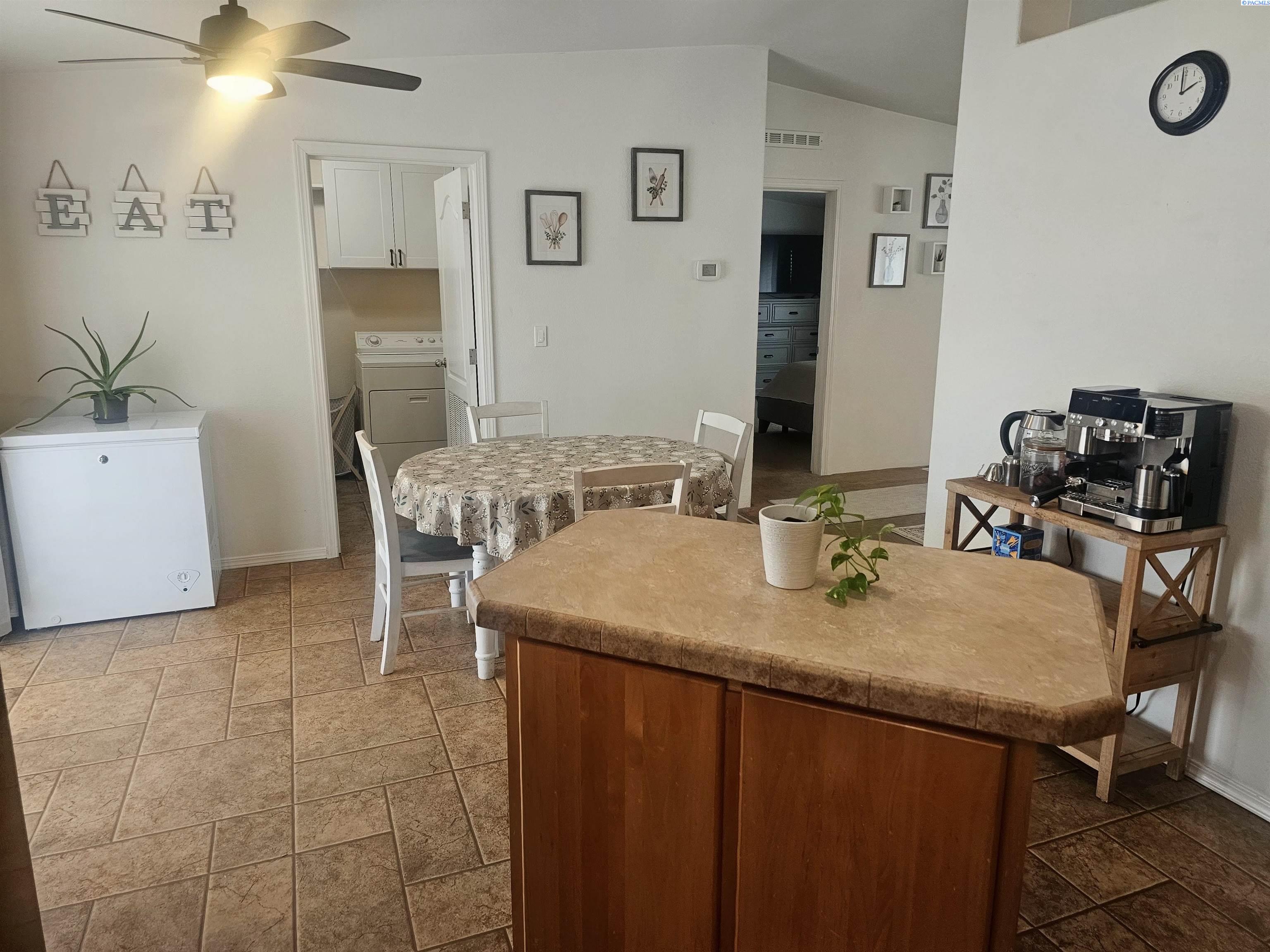 602 New Gate Dr, Prosser, WA 99350