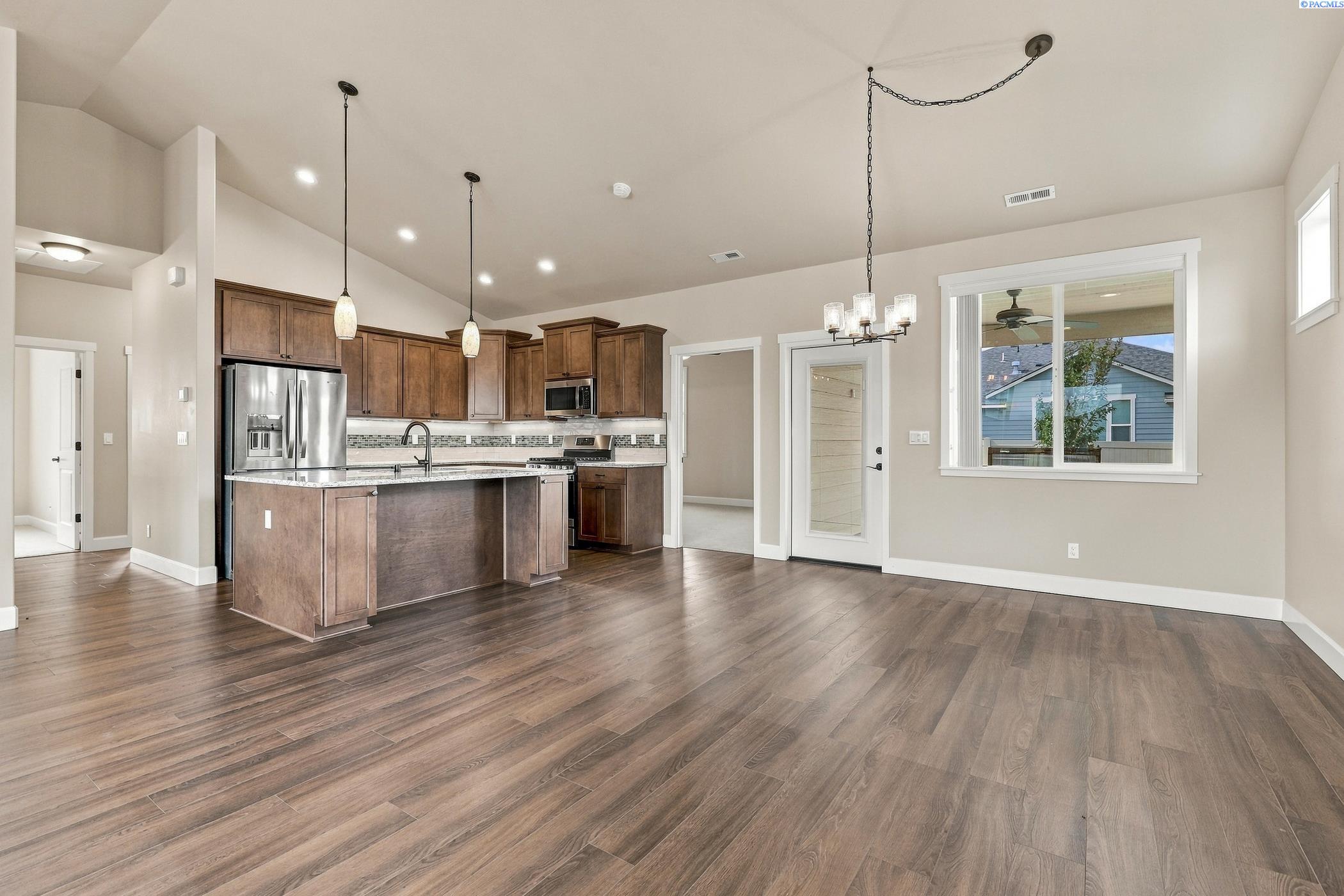 Photo 2 of Single family home for sale at 3742 S Van Buren Pl, Kennewick, WA 99338 | MLS# 296375 | Listing updated on 2026-09-15