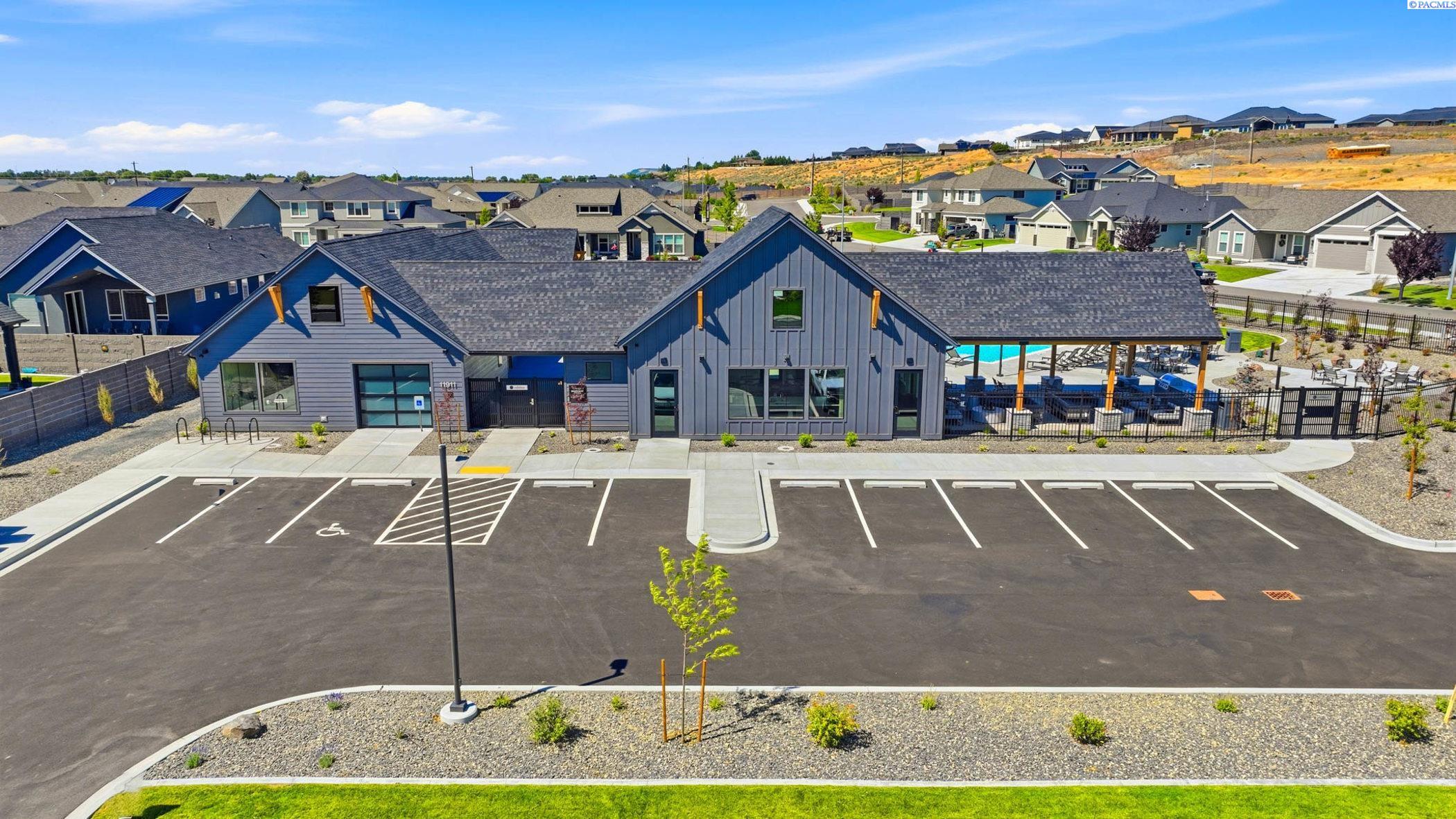 Photo 2 of Single family home for sale at 12102 Buckingham Dr, Pasco, WA 99301 | MLS# 296376 | Listing updated on 2026-09-13