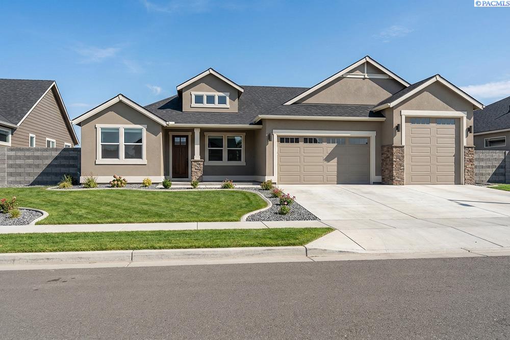 12101 Buckingham Dr, Pasco, WA 99301