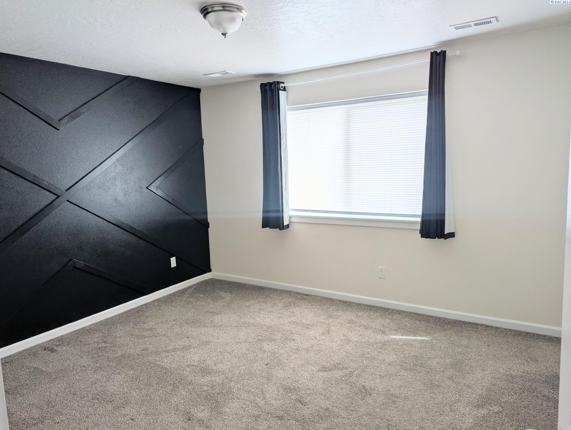 5715 W Victoria Ave, Kennewick, WA 99336
