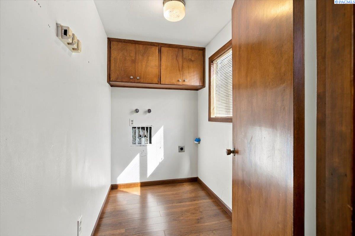 Photo 2 of Single family home for sale at 2610 S Fruitland, Kennewick, WA 99337 | MLS# 296389 | Listing updated on 2026-09-15