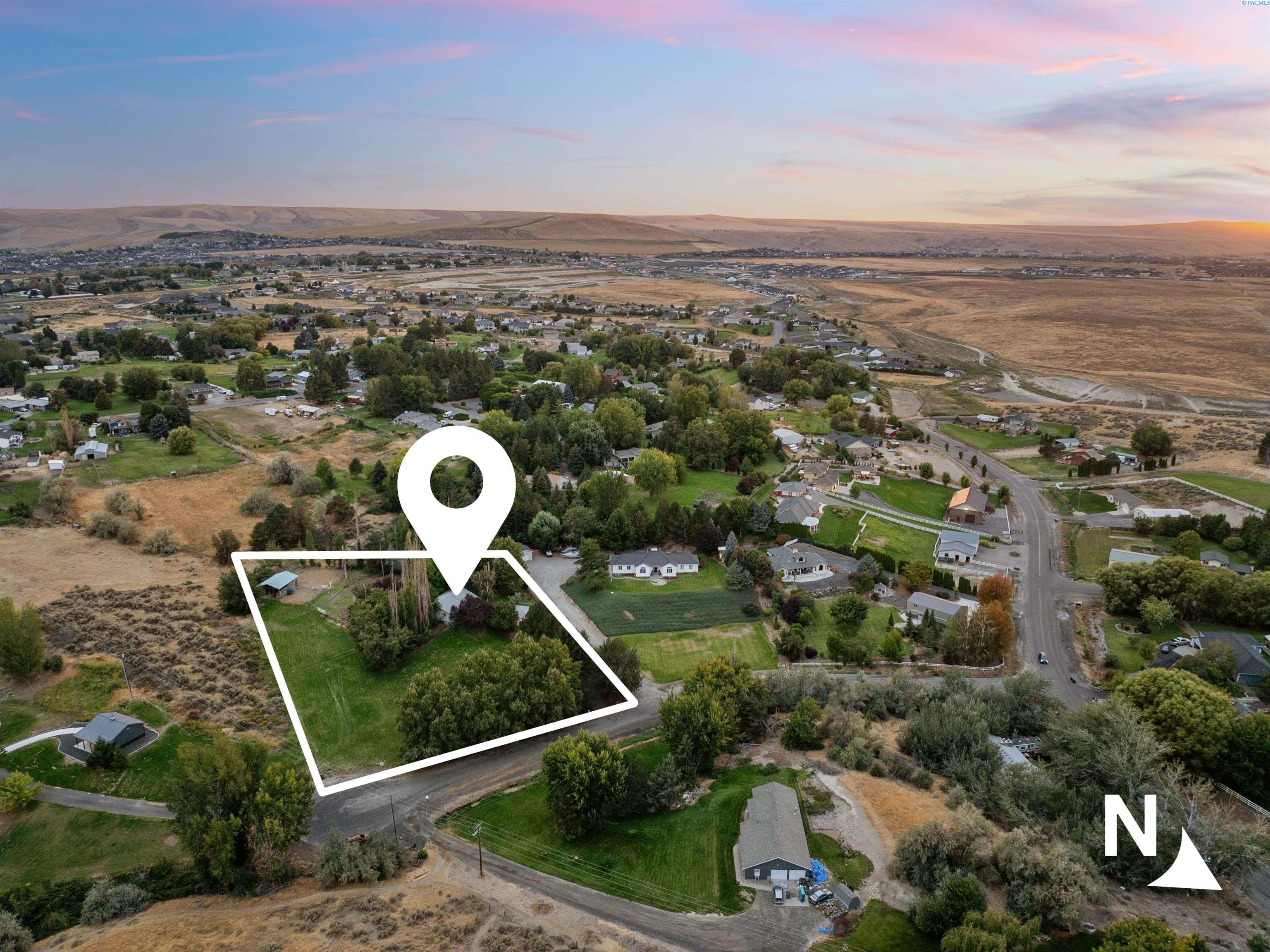 508 S Manzanita Ct, Kennewick, WA 99338-9348