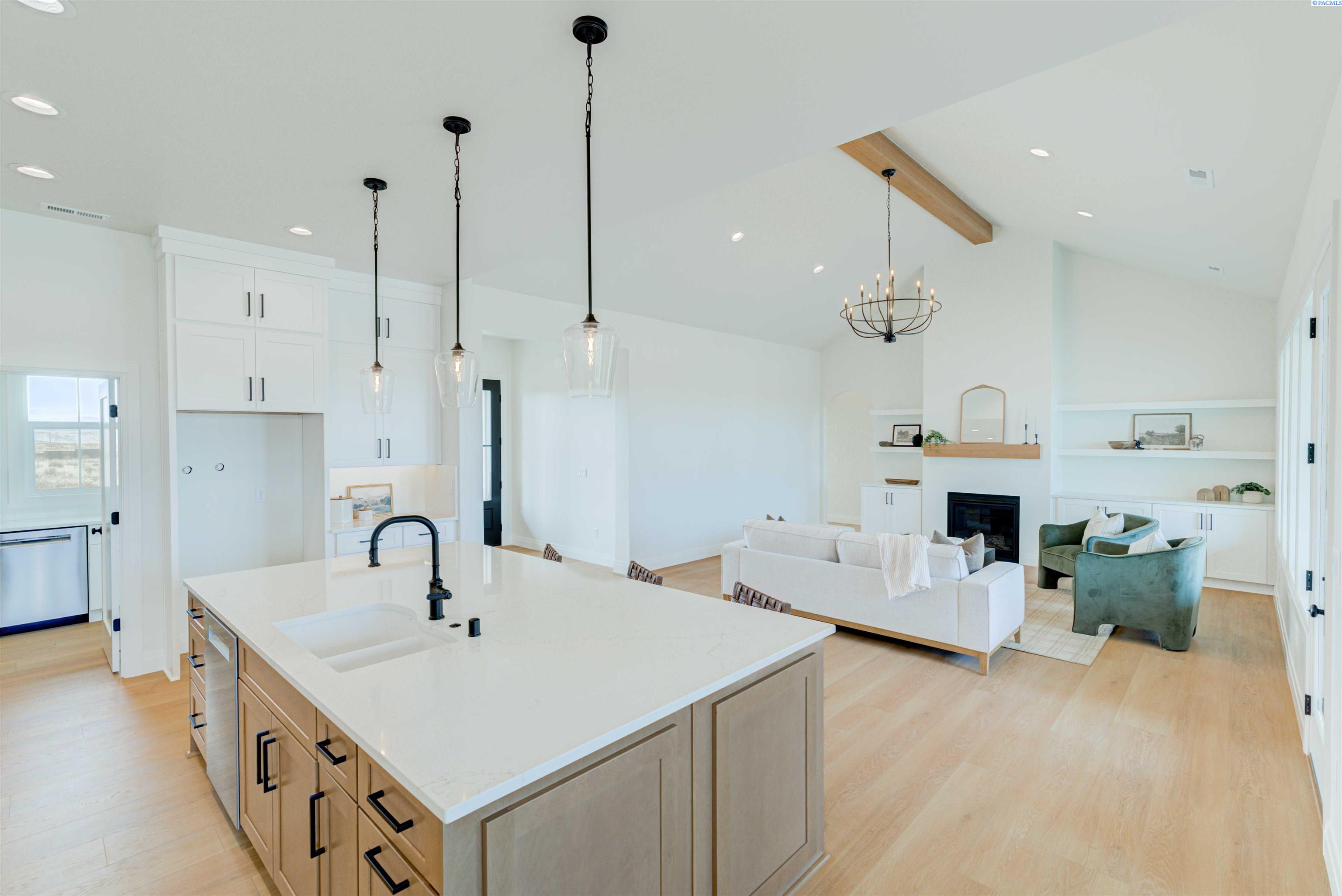 Photo 2 of Single family home for sale at 7403 Haystack St, Kennewick, WA 99338 | MLS# 296402 | Listing updated on 2026-09-16