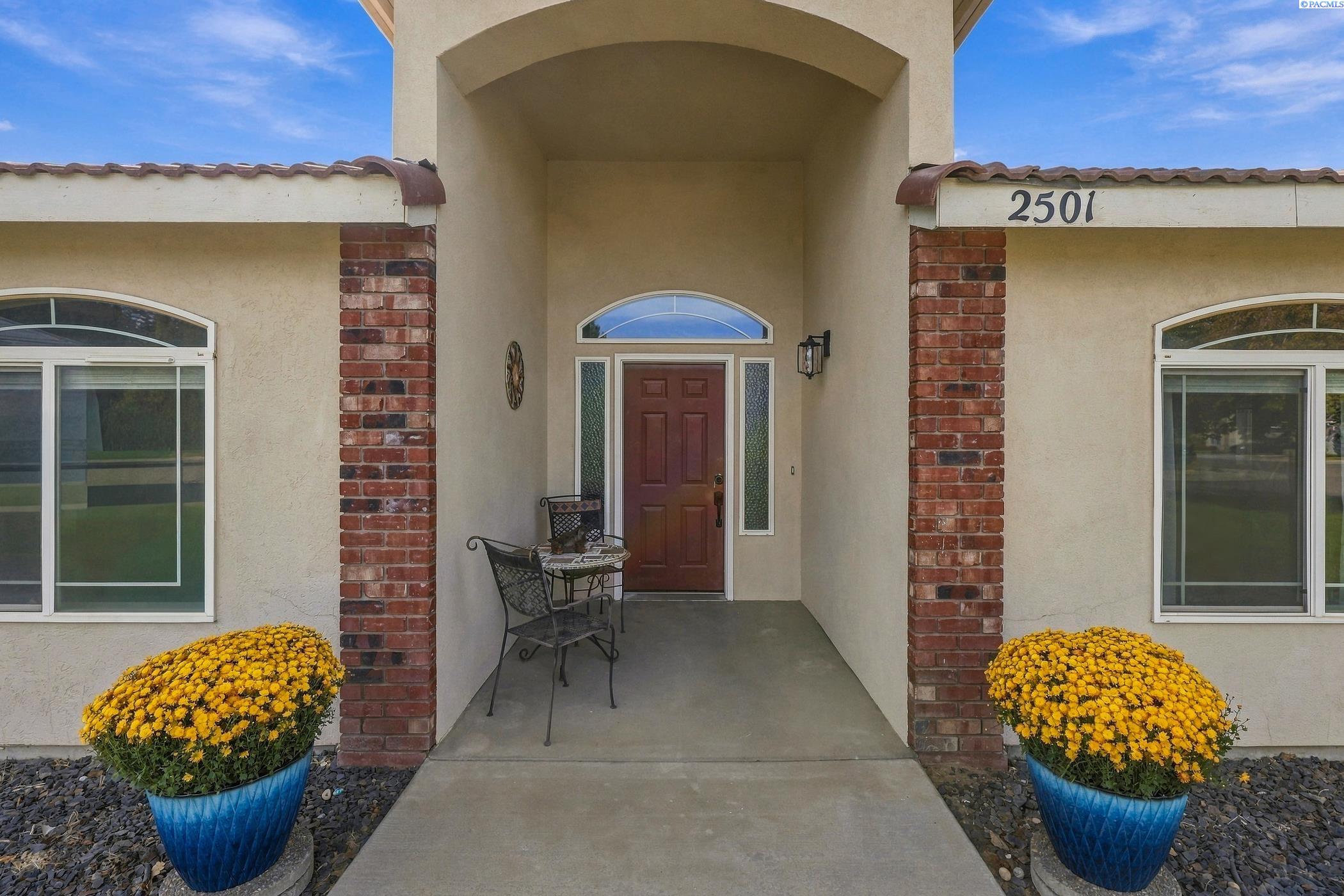 2501 Papyrus Ct, West Richland, WA 99353