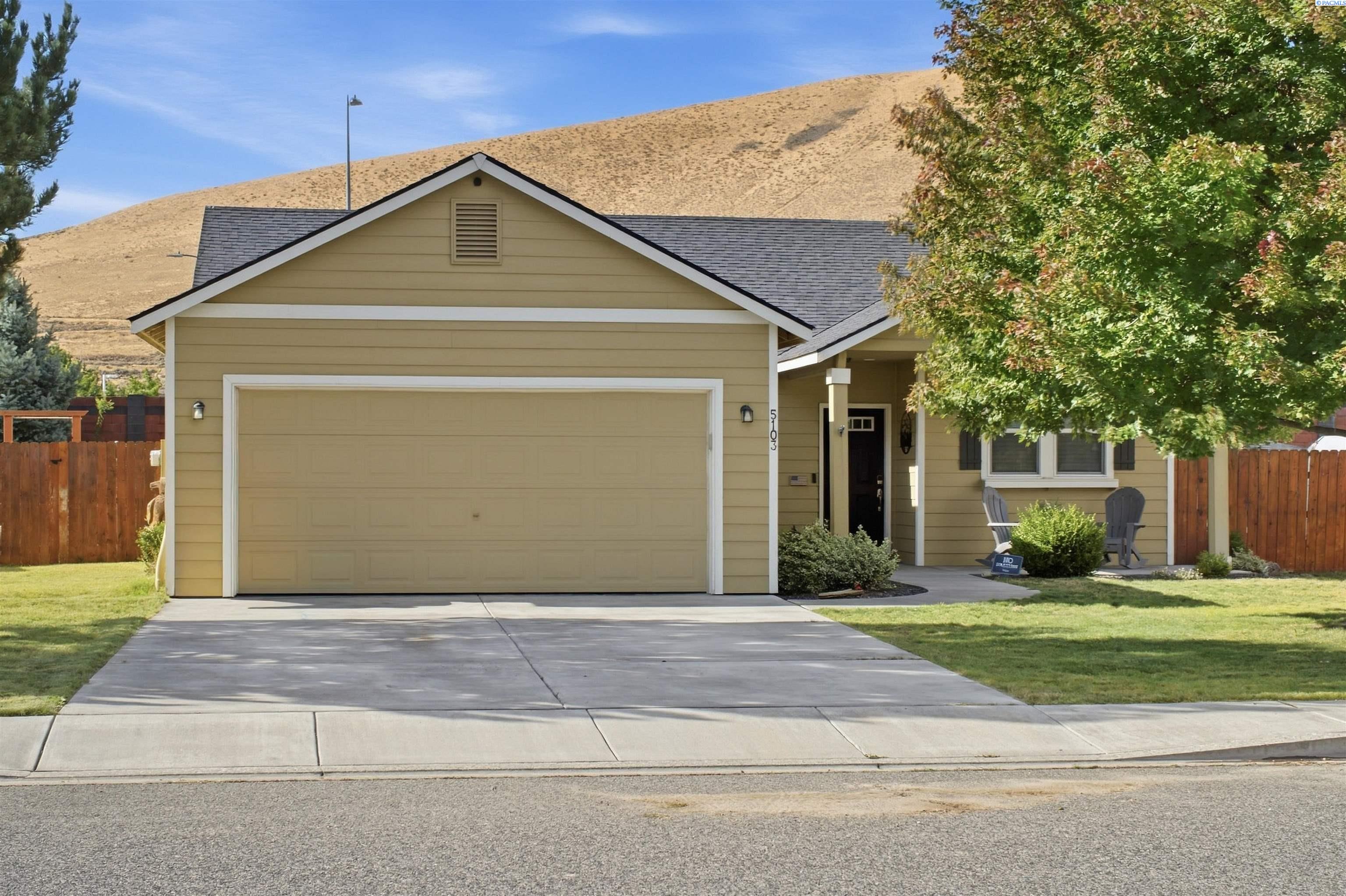 5103 Pinehurst St, West Richland, WA 99353