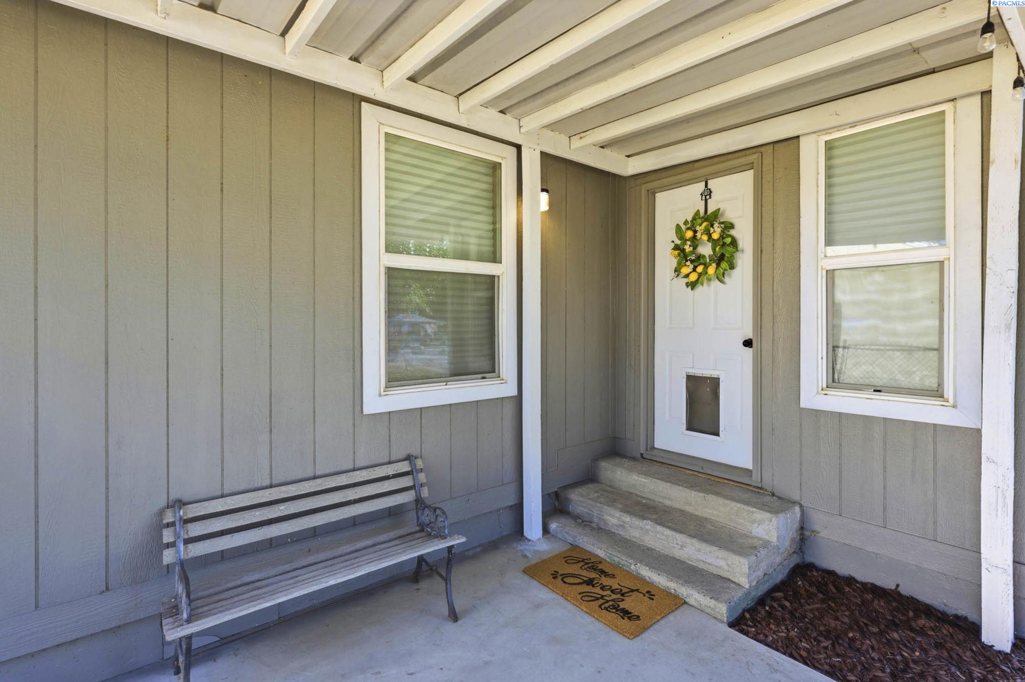 908 Chris Ave, Benton City, WA 99320