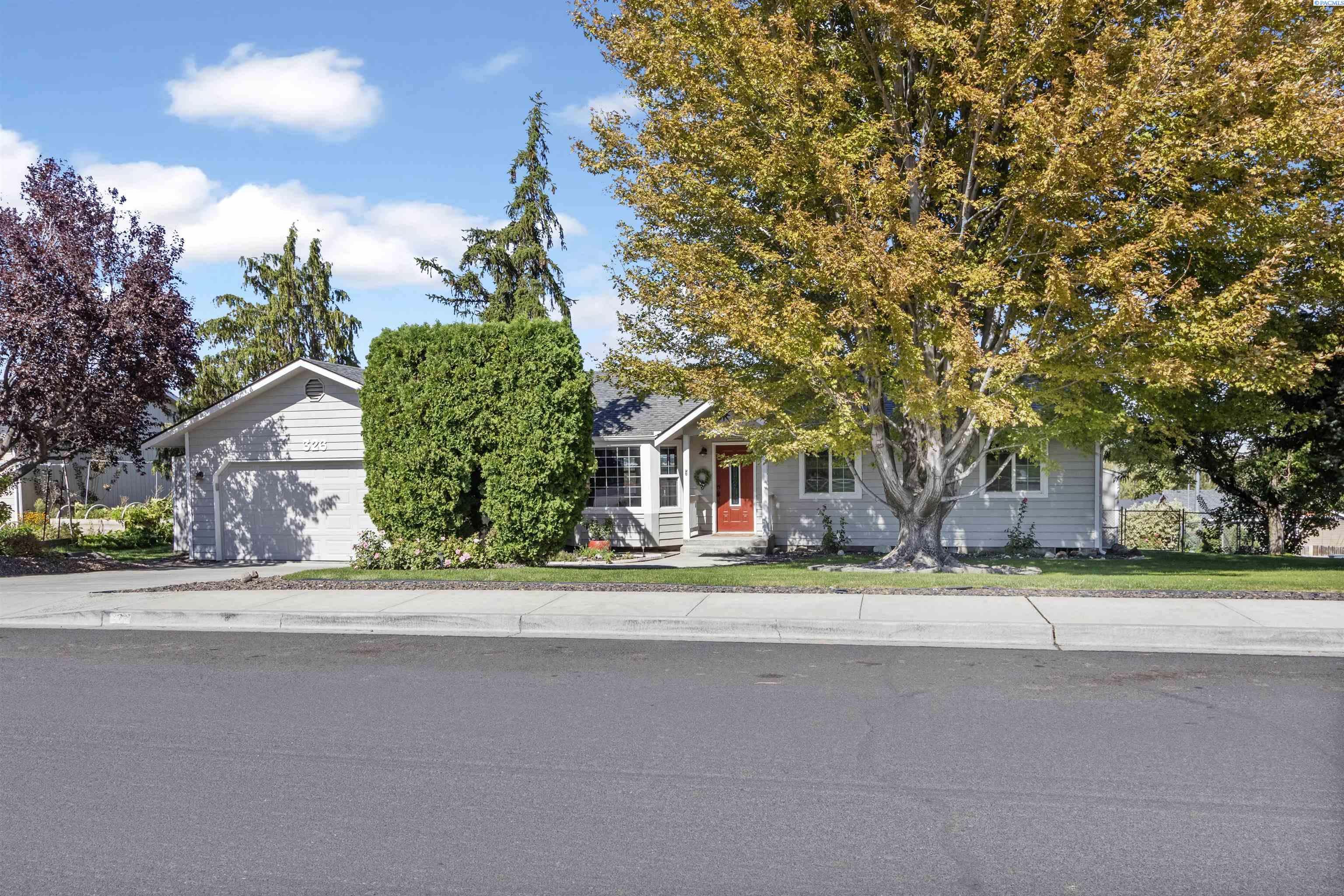 326 Satus St, Richland, WA 99352