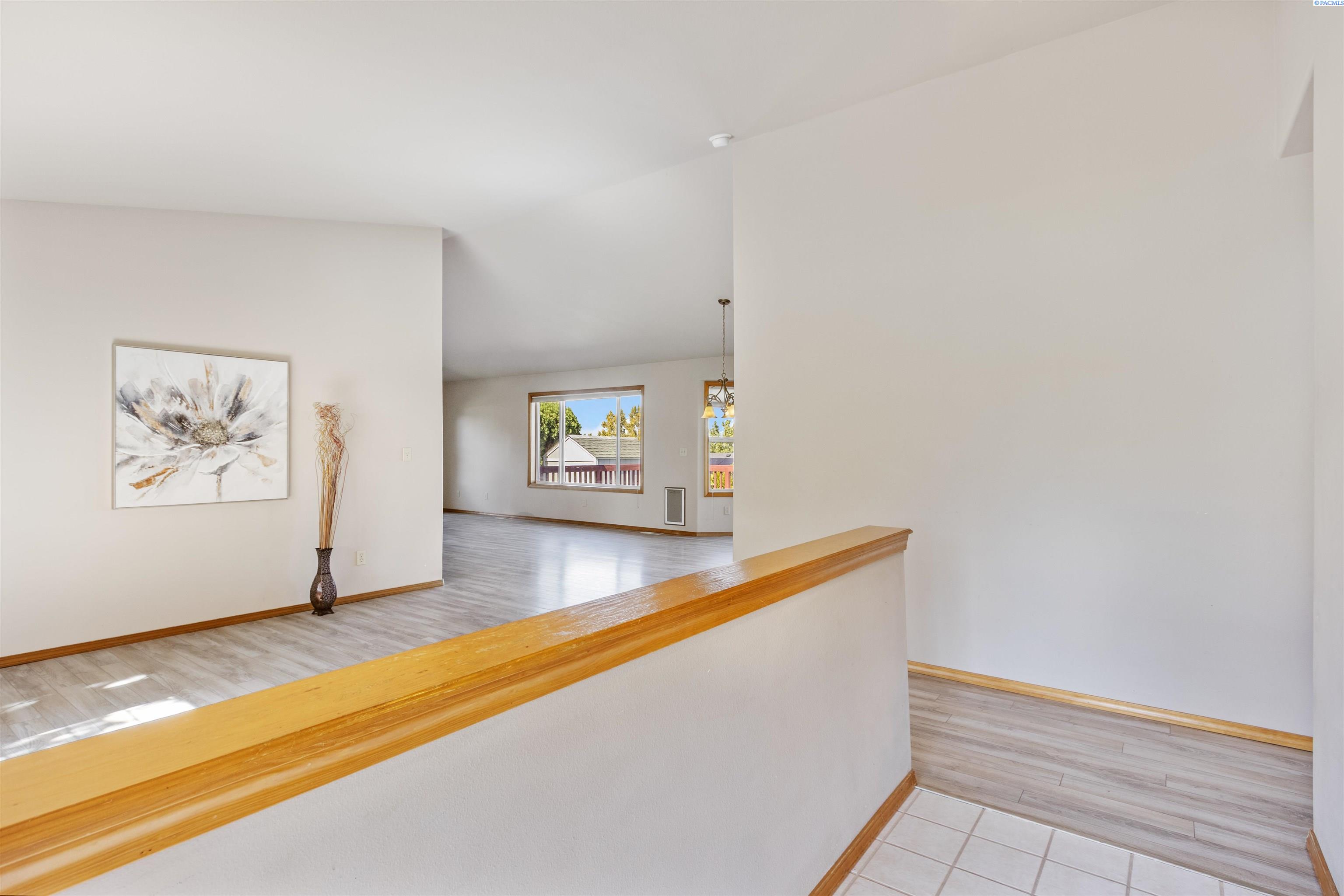 326 Satus St, Richland, WA 99352