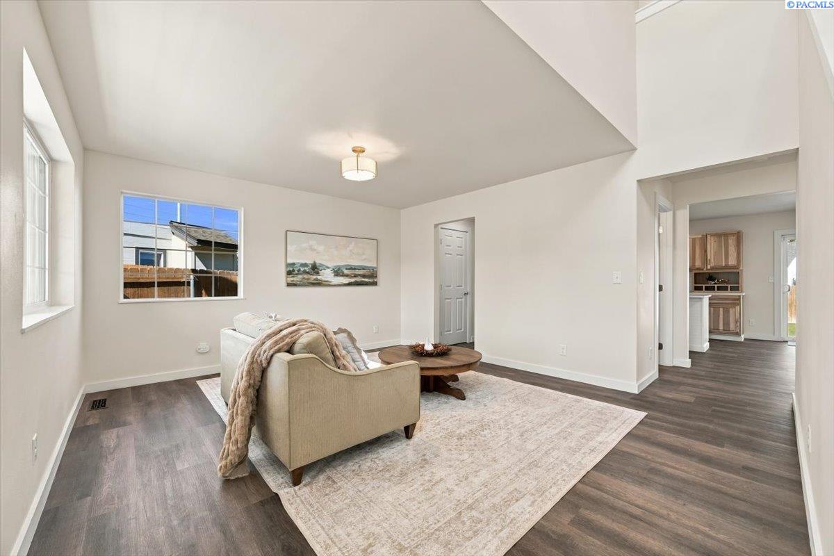 3413 Buntin St, Kennewick, WA 99337