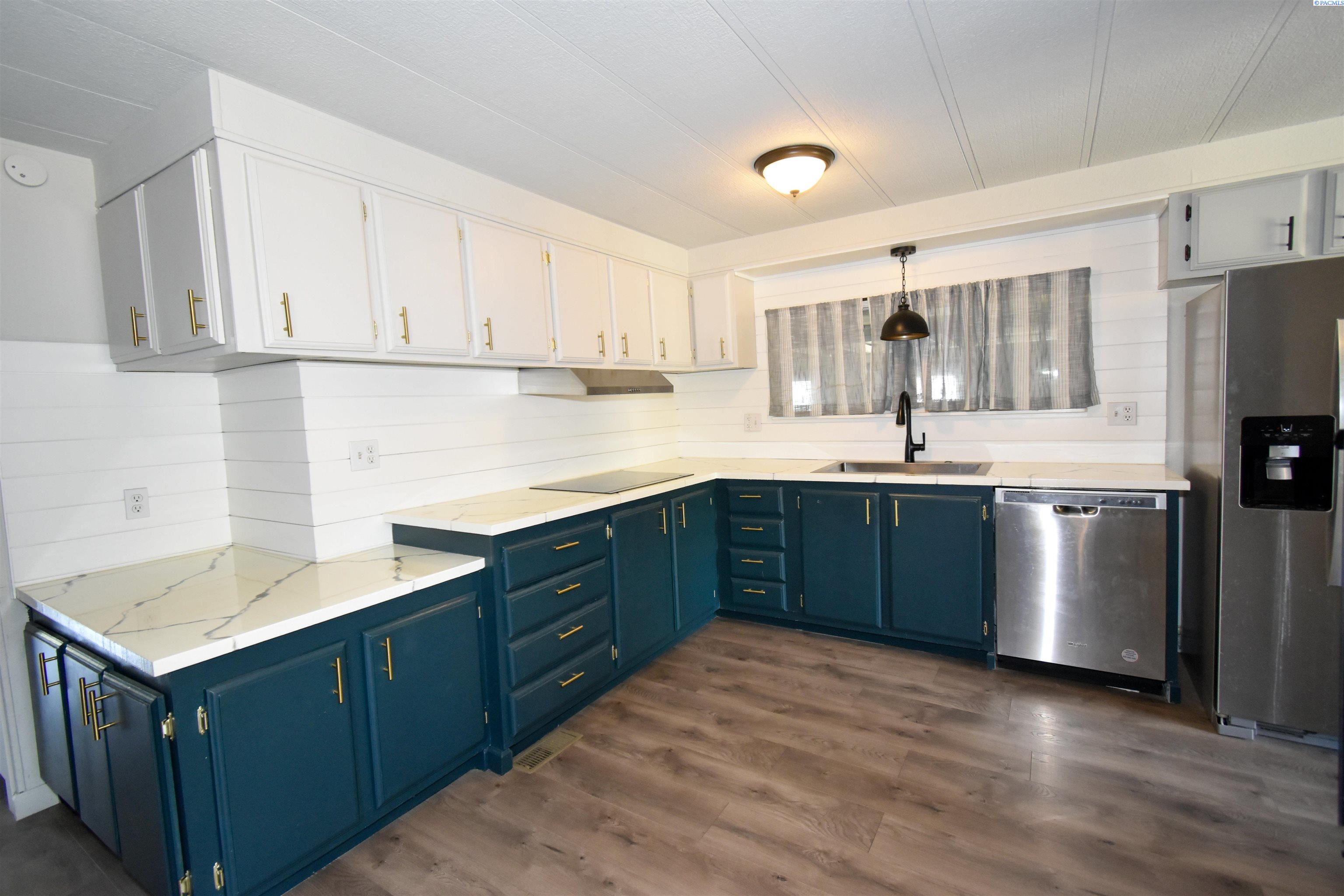 4511 W 9th Ave, Kennewick, WA 99336