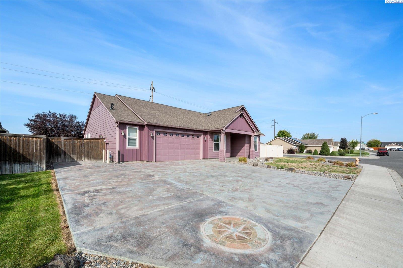 9003 Durham Ct, Pasco, WA 99301