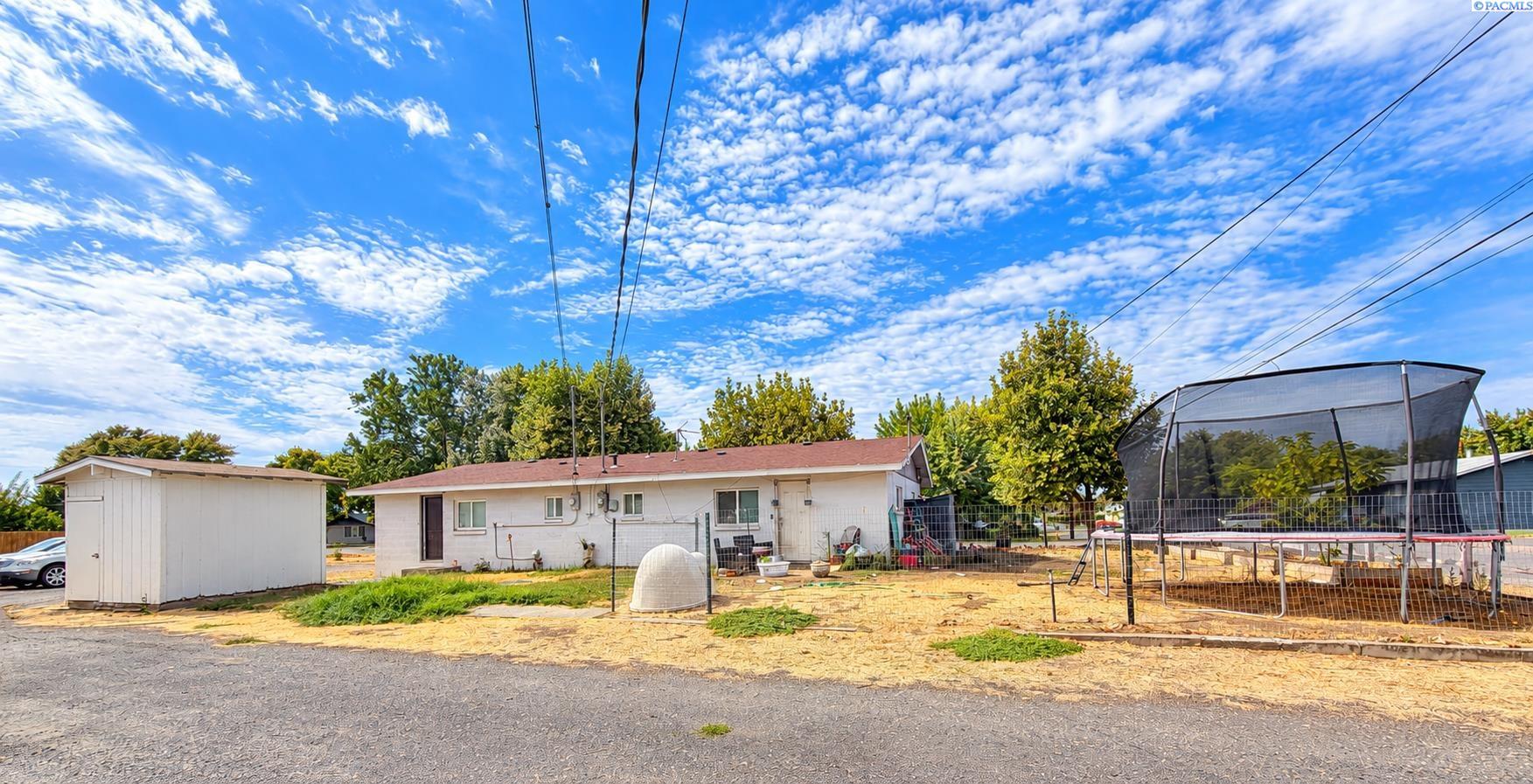 2013 Road 33, Pasco, WA 99301
