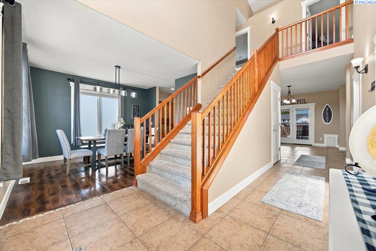1806 W 31st Ave, Kennewick, WA 99337