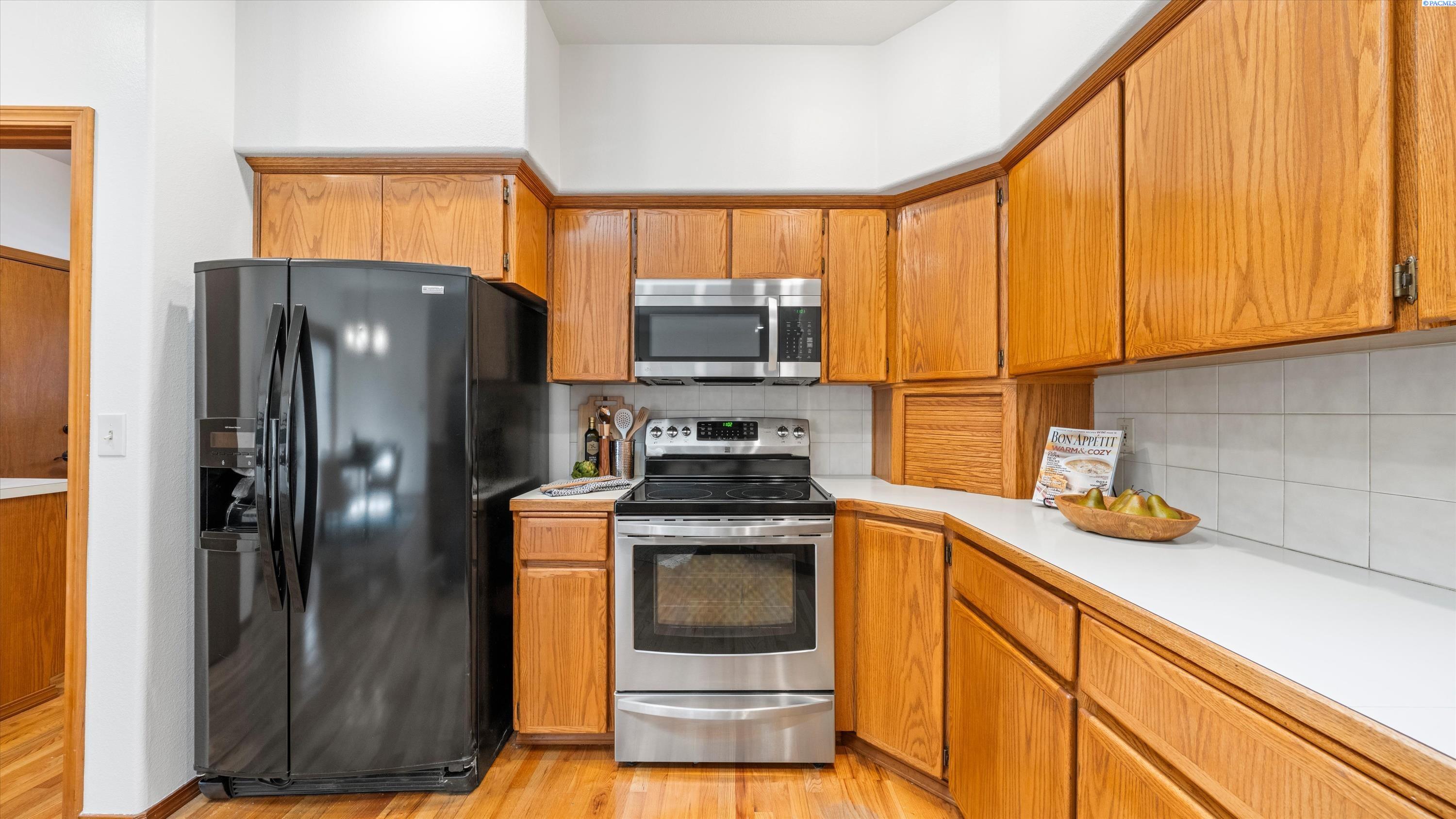 Photo 3 of Single family home for sale at 3200 S Johnson Pl, Kennewick, WA 99337 | MLS# 296510 | Listing updated on 2026-09-18