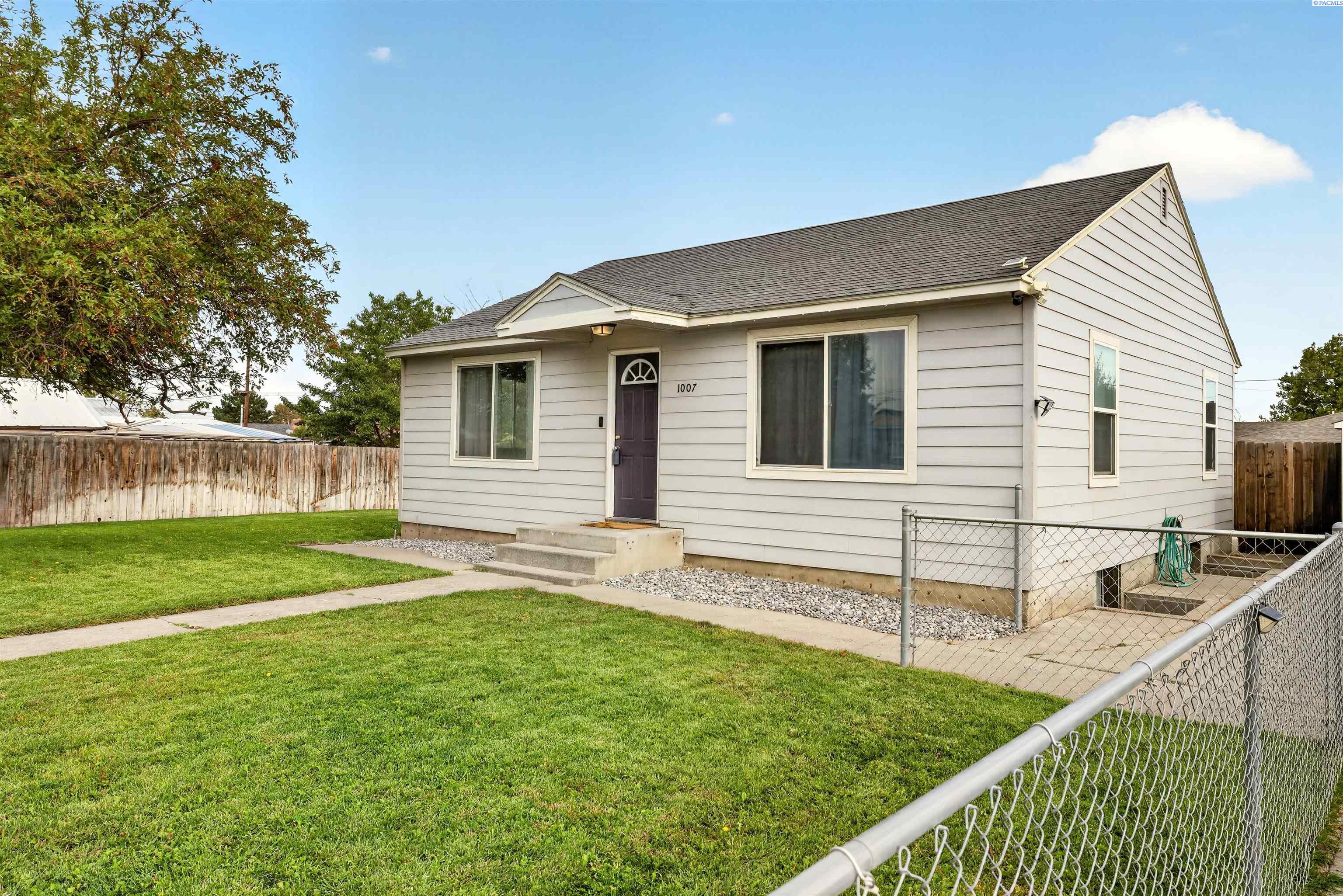 1007 E 7th Ave, Kennewick, WA 99336