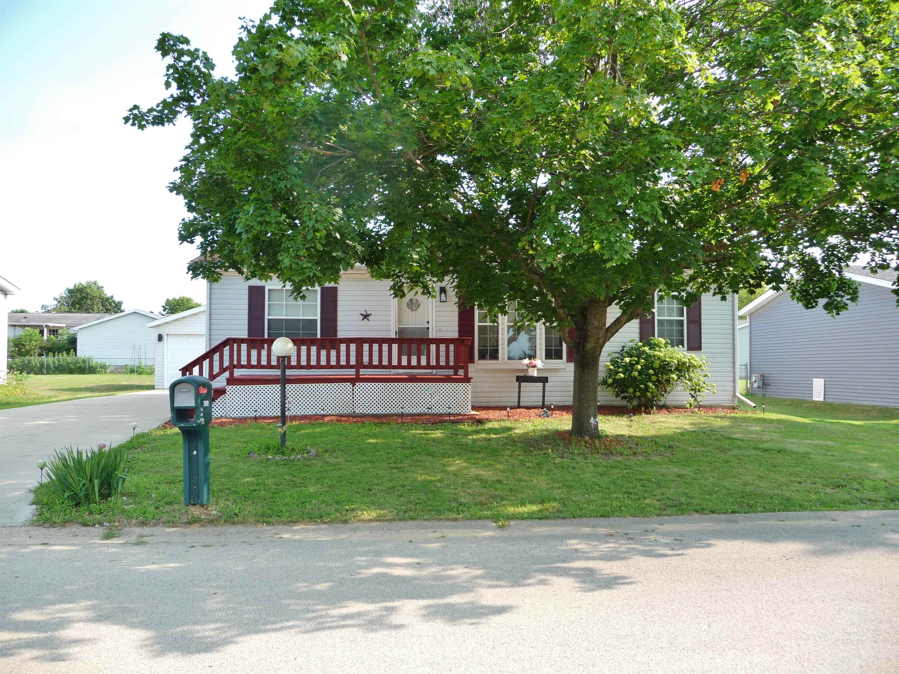 5509 Heartwood Lane