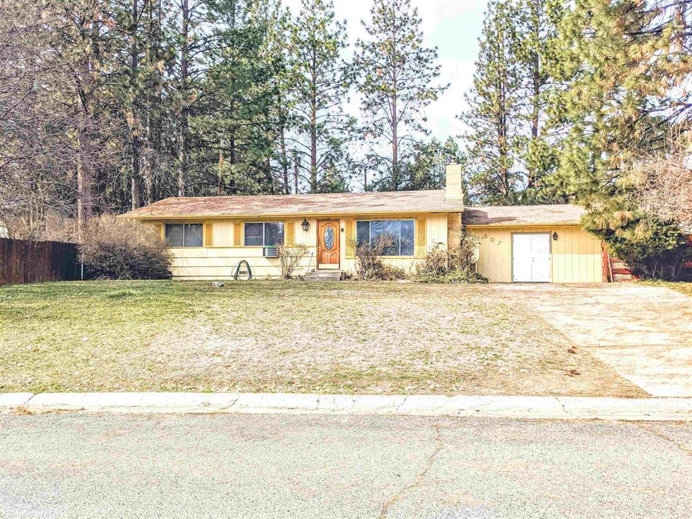 807 Discovery Street, Yreka